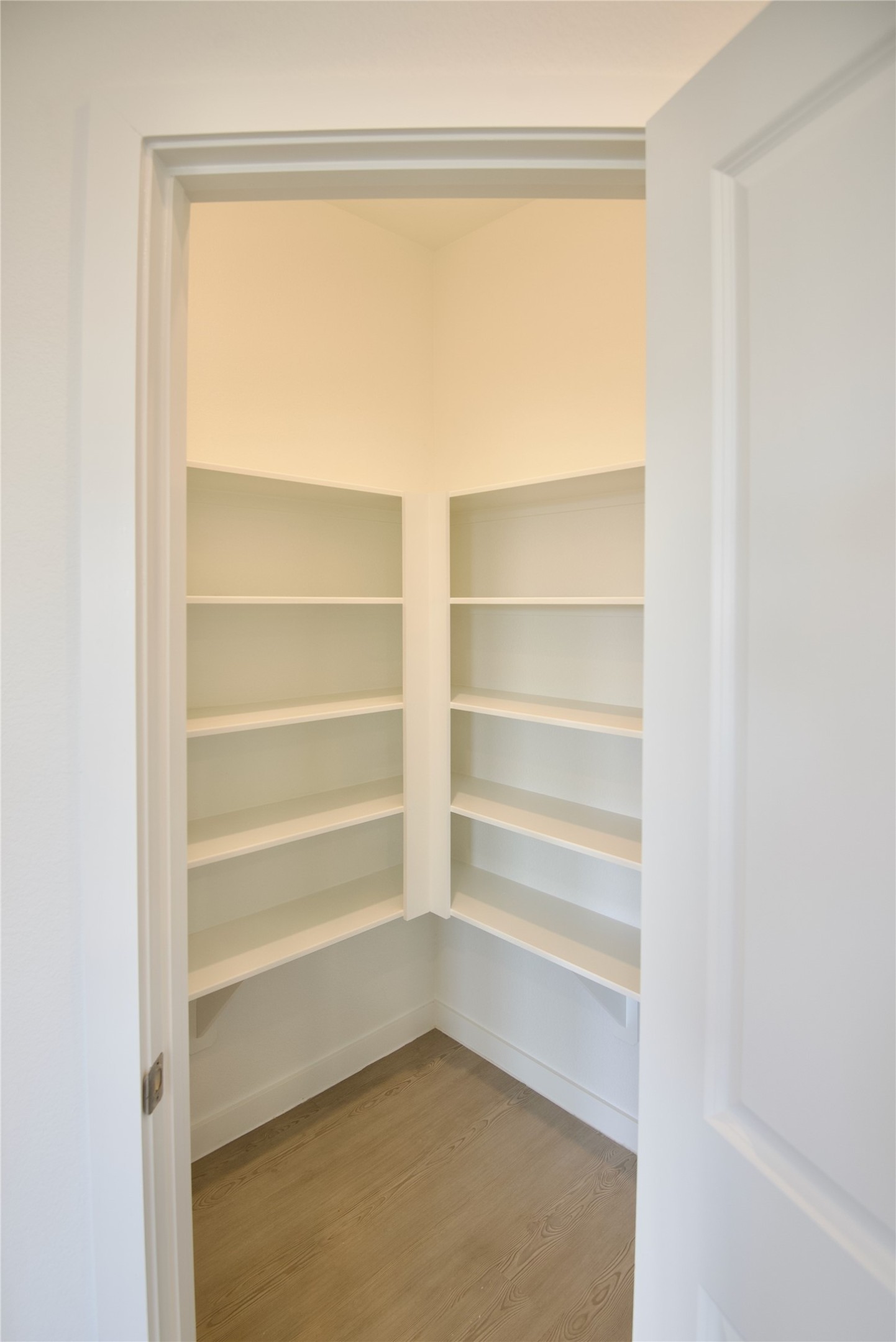 10615 Summers Way Property Photo 7