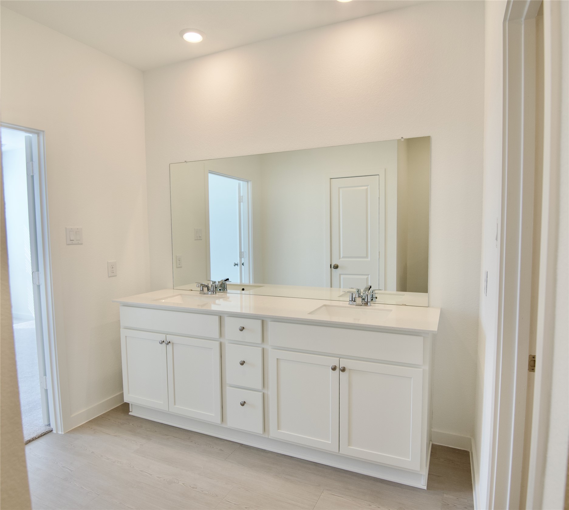 10615 Summers Way Property Photo 10
