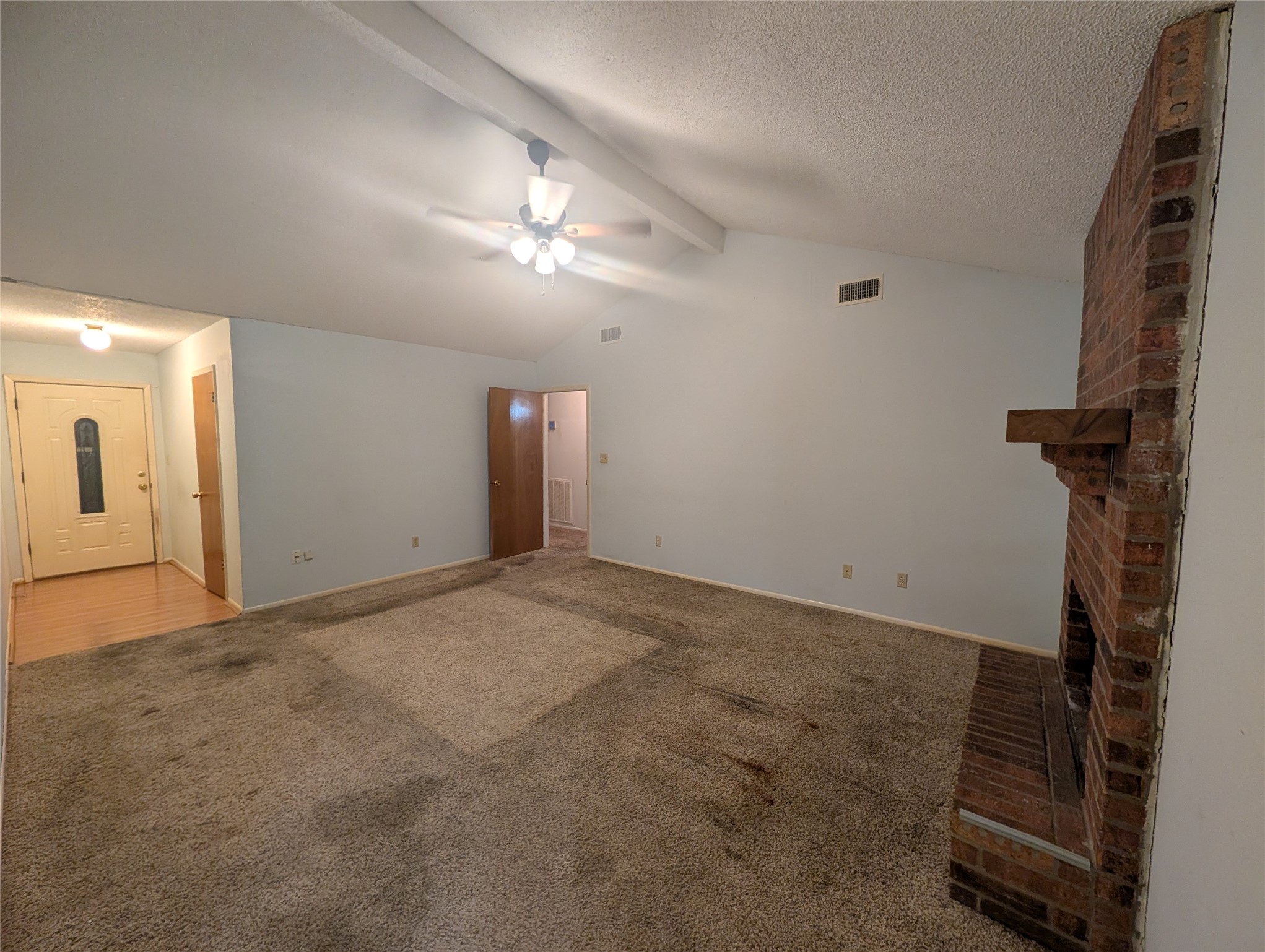 1301 Molina Court Property Photo 3