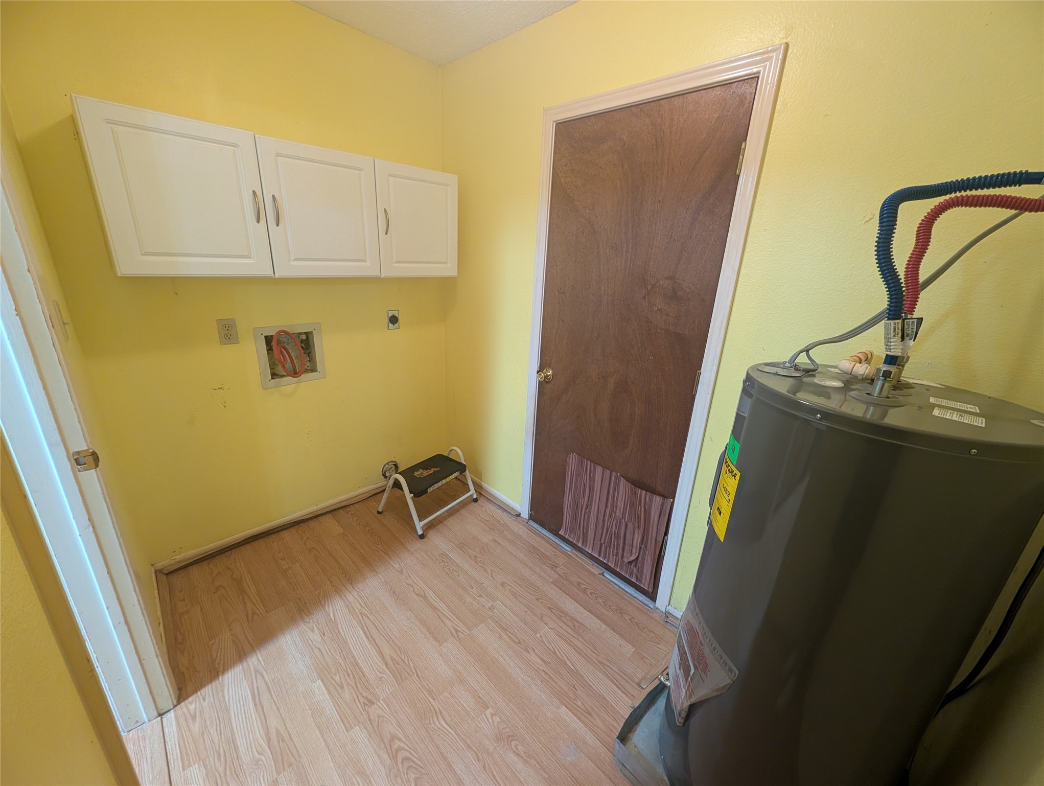 1301 Molina Court Property Photo 12