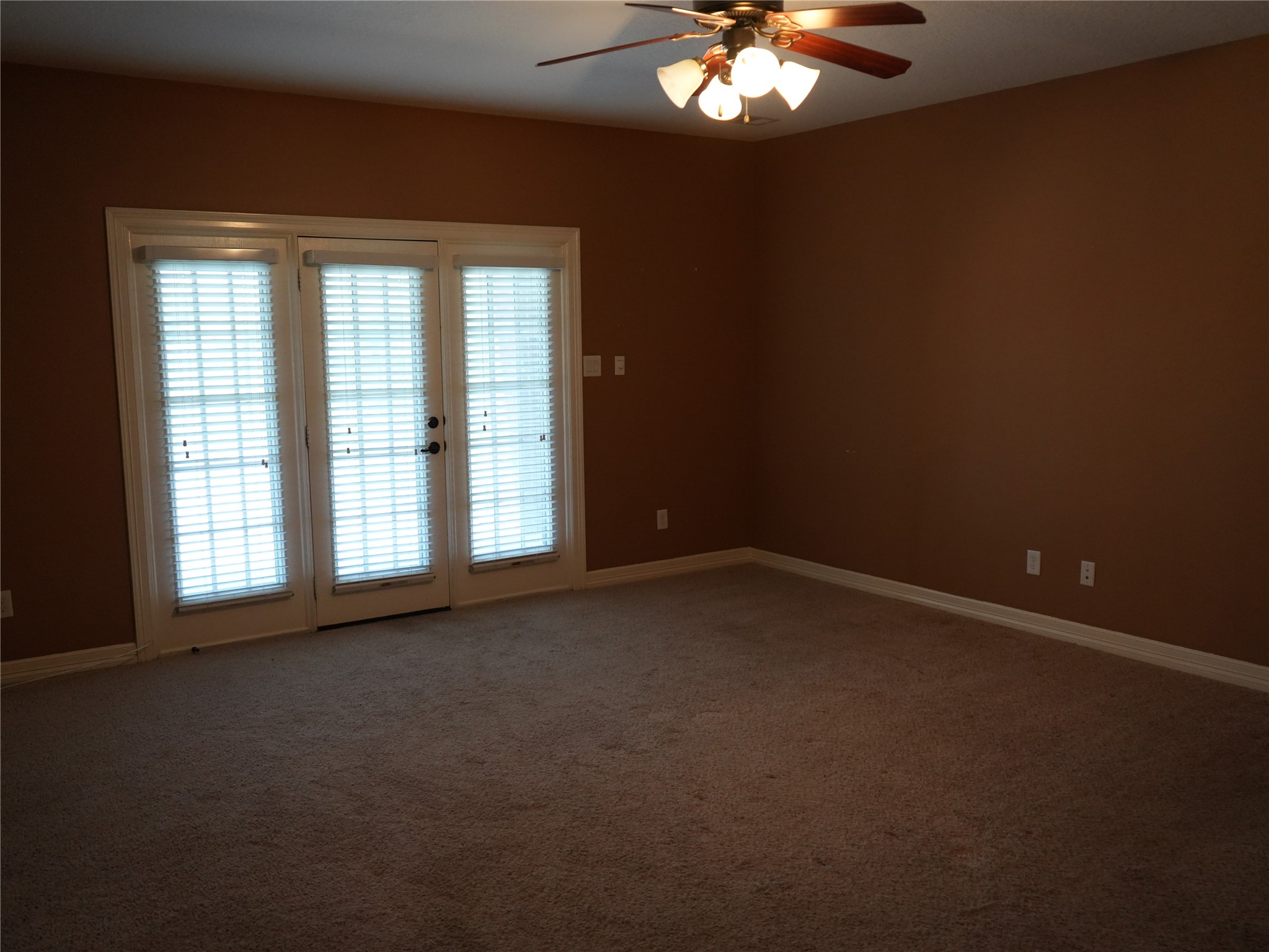 8703 Tumblewood Drive Property Photo 8