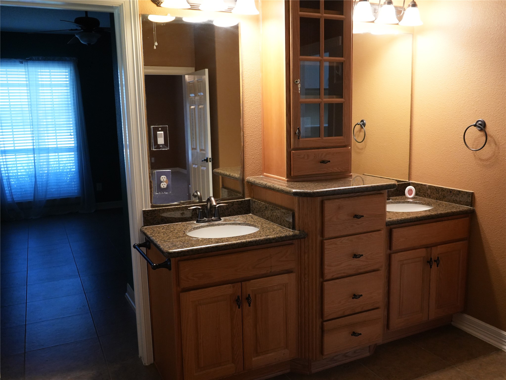 8703 Tumblewood Drive Property Photo 12