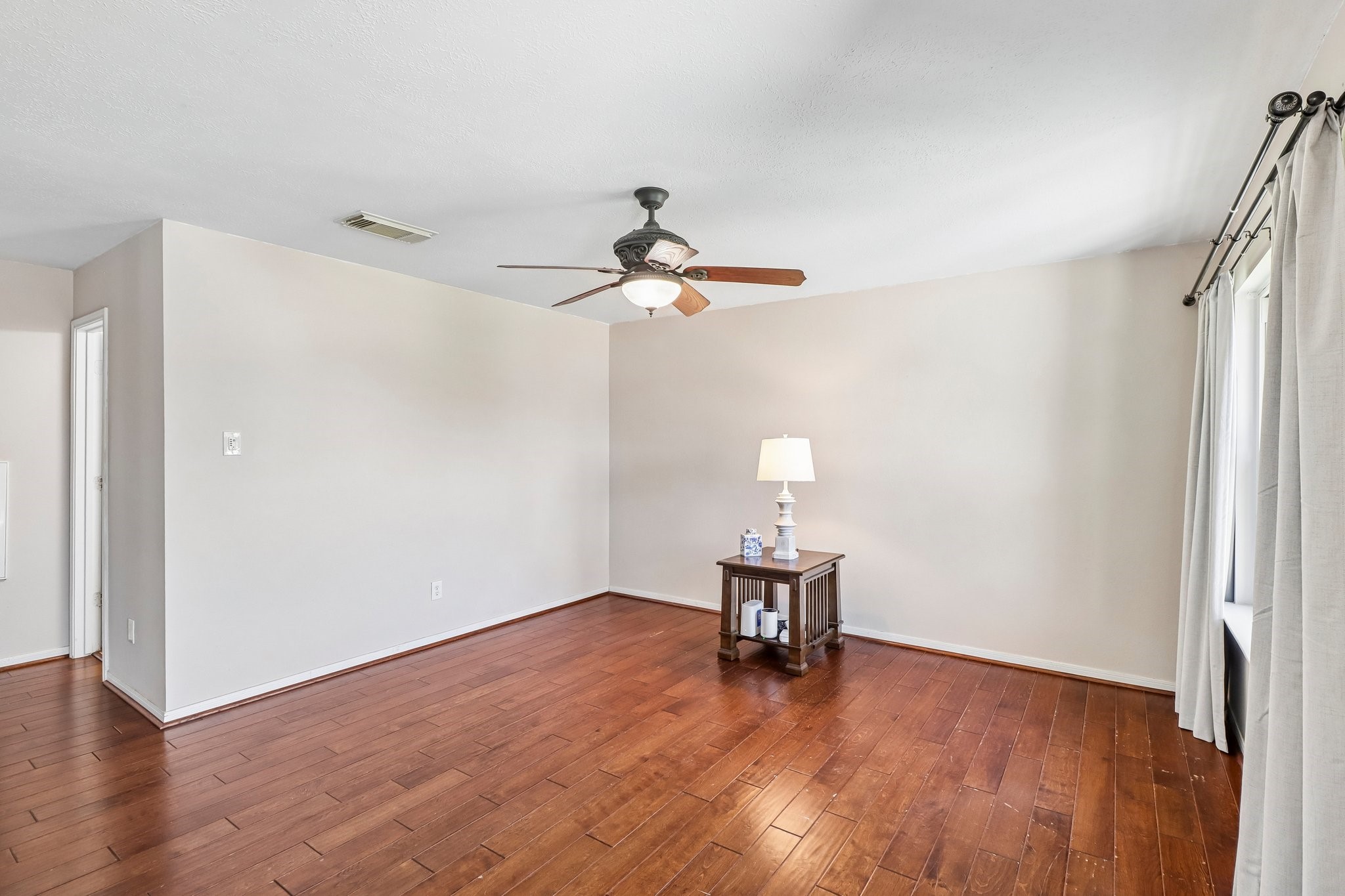 8807 Lacy Willow Court Property Photo 18