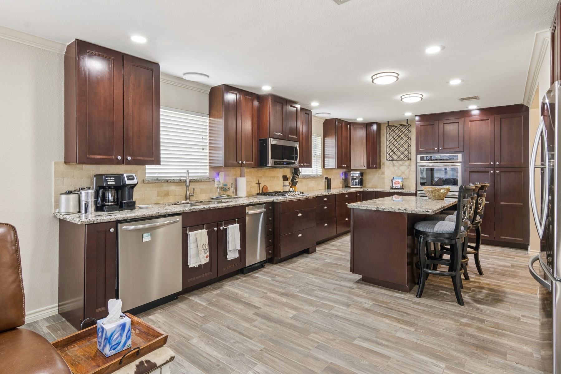 5443 Appleblossom Lane Property Photo 12
