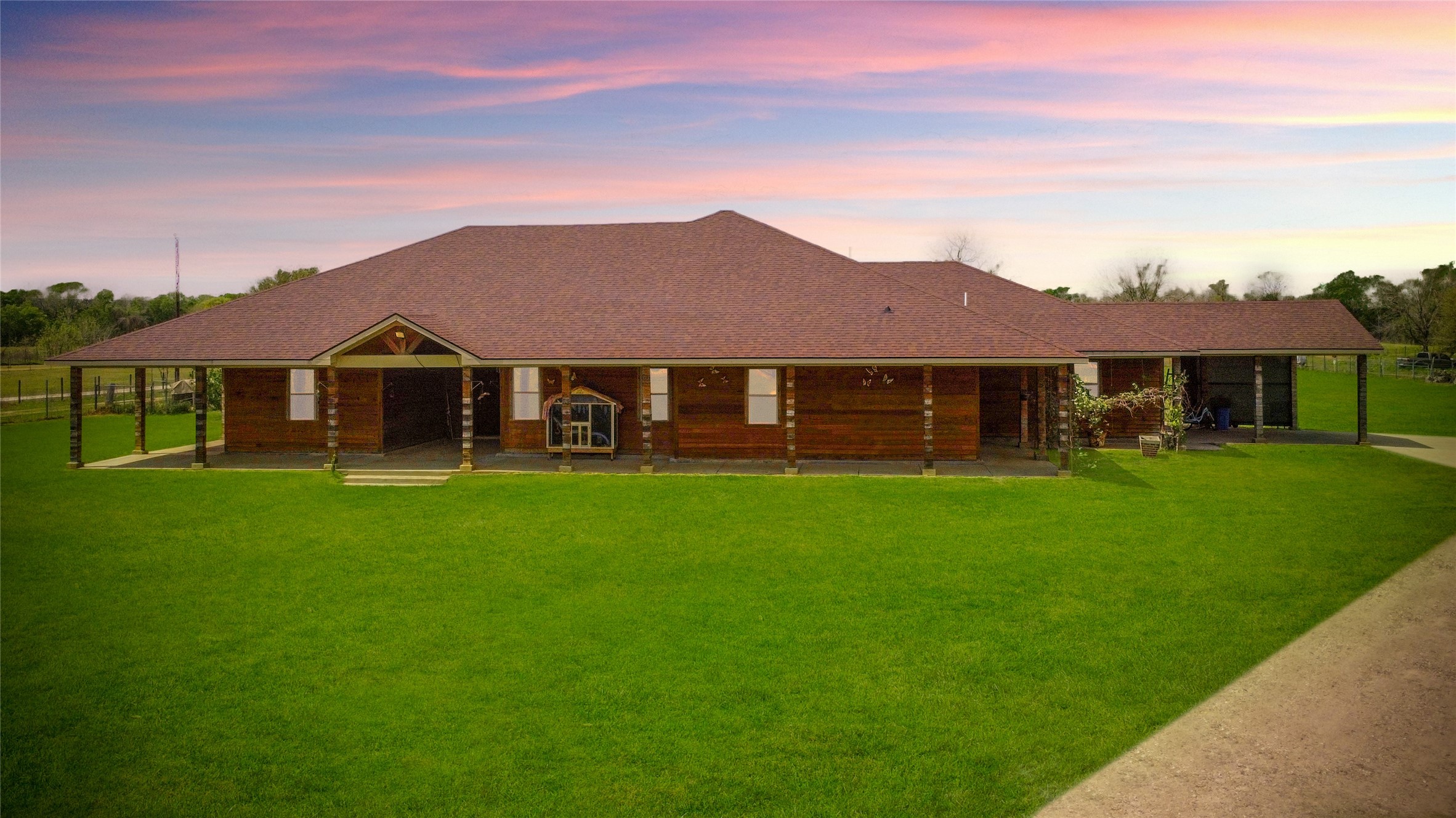 2217 Hartwell Road Property Photo 1