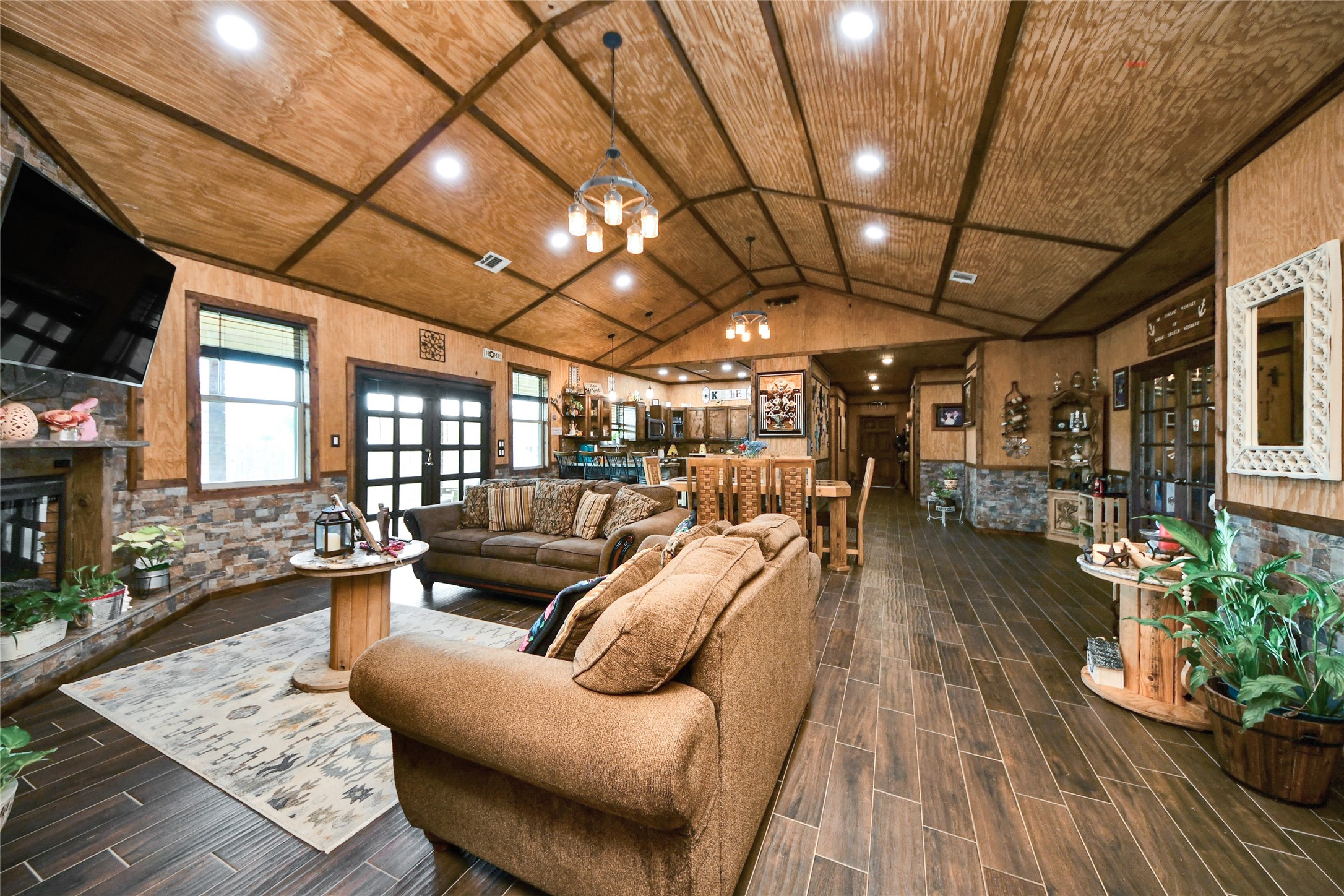 2217 Hartwell Road Property Photo 12