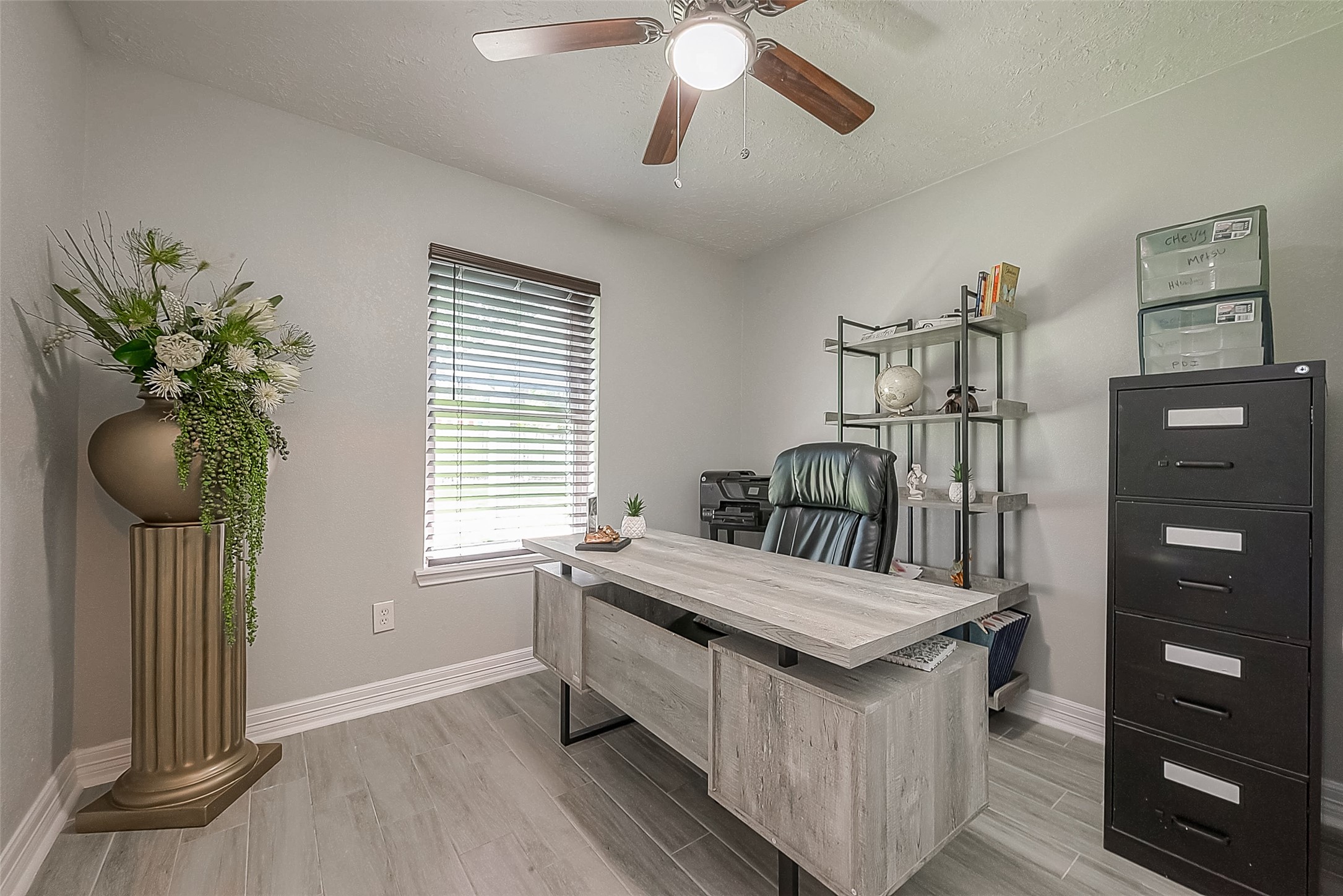 16614 Forest Bend Avenue Property Photo 20