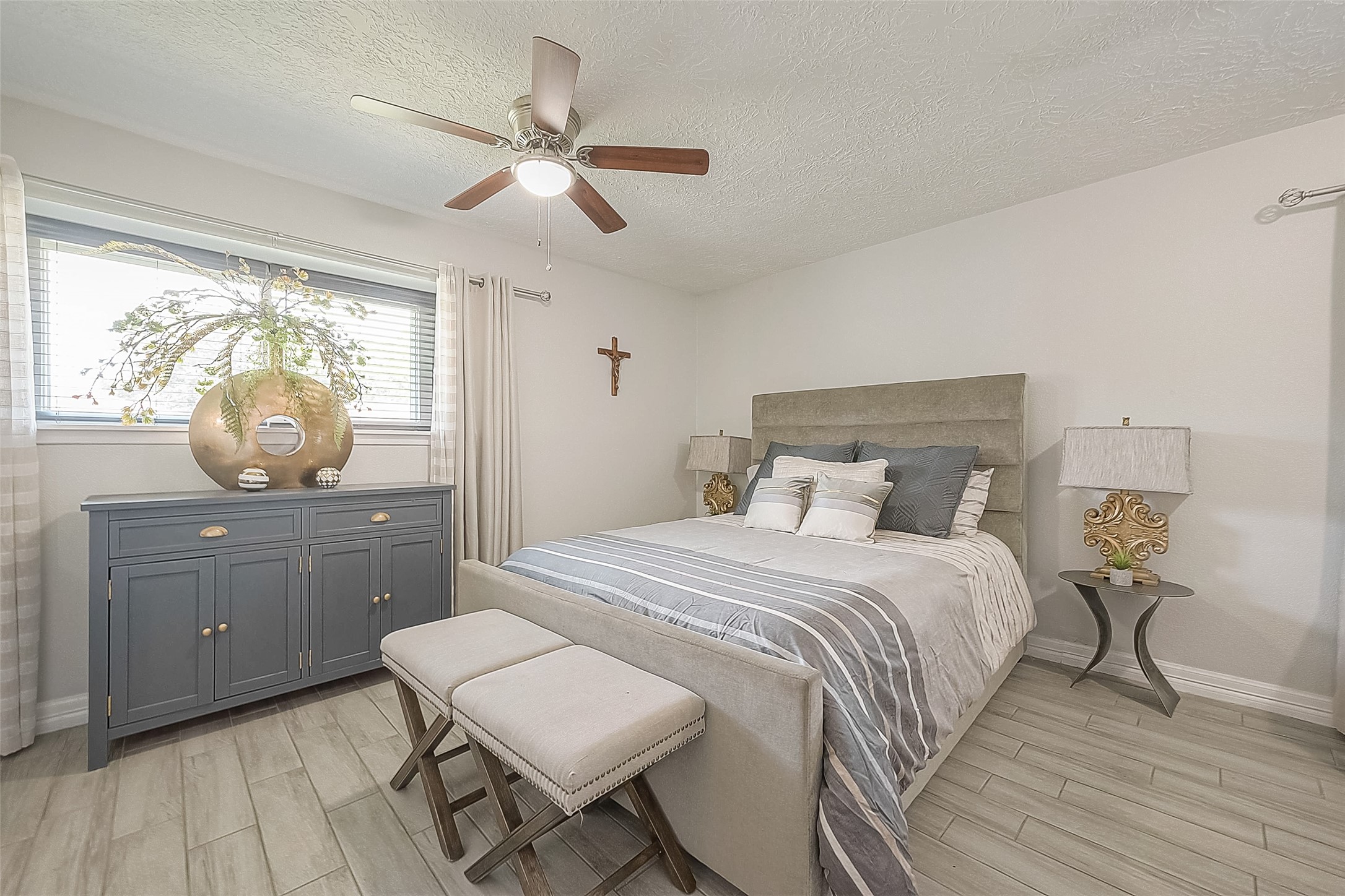 16614 Forest Bend Avenue Property Photo 30