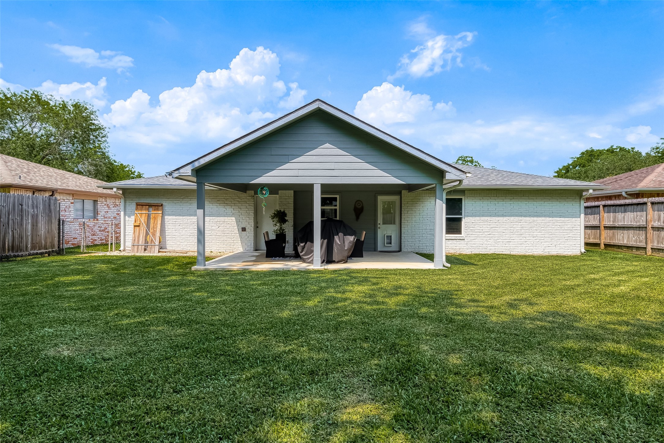 16614 Forest Bend Avenue Property Photo 39