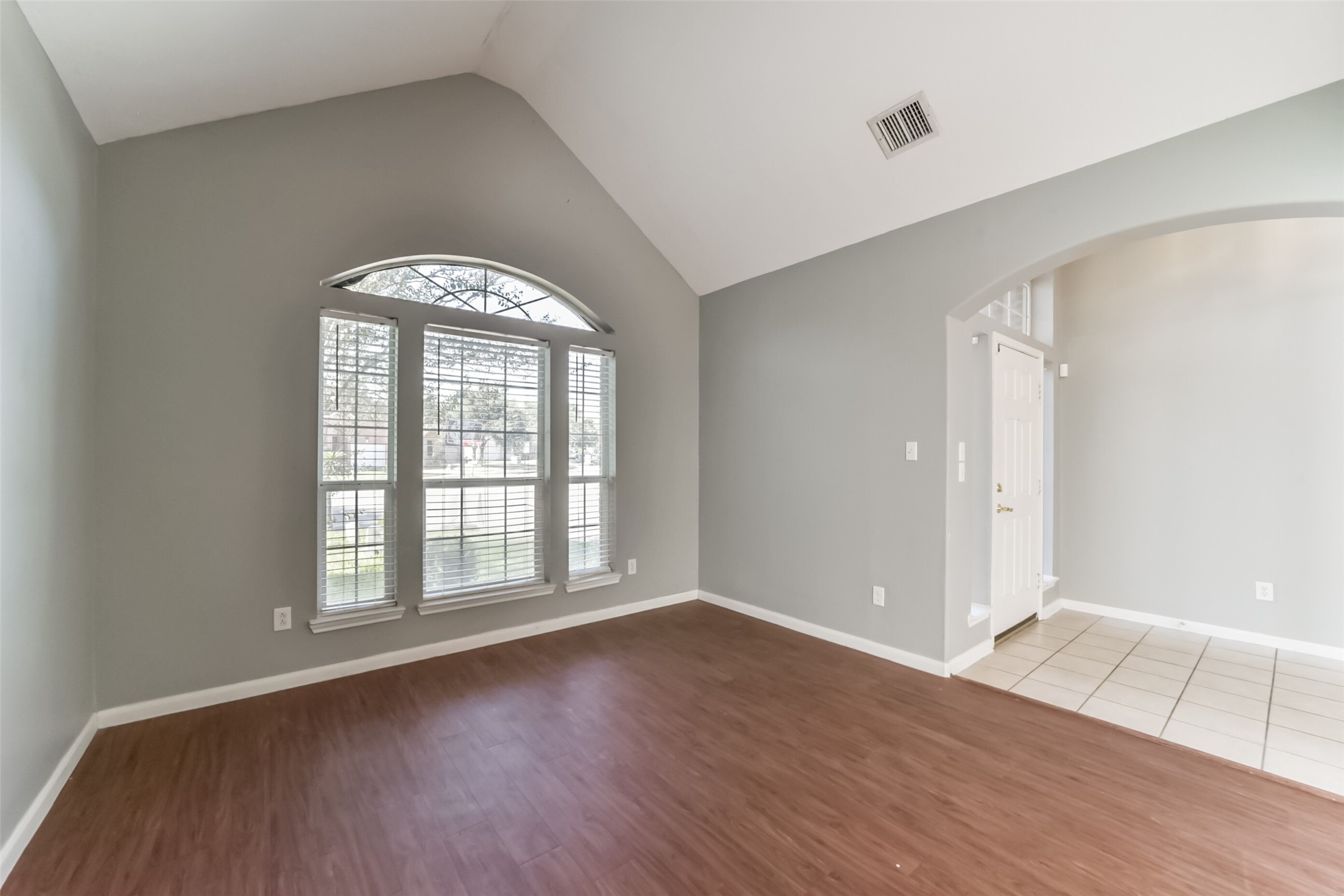 440 Mystic Trail Loop Property Photo 17