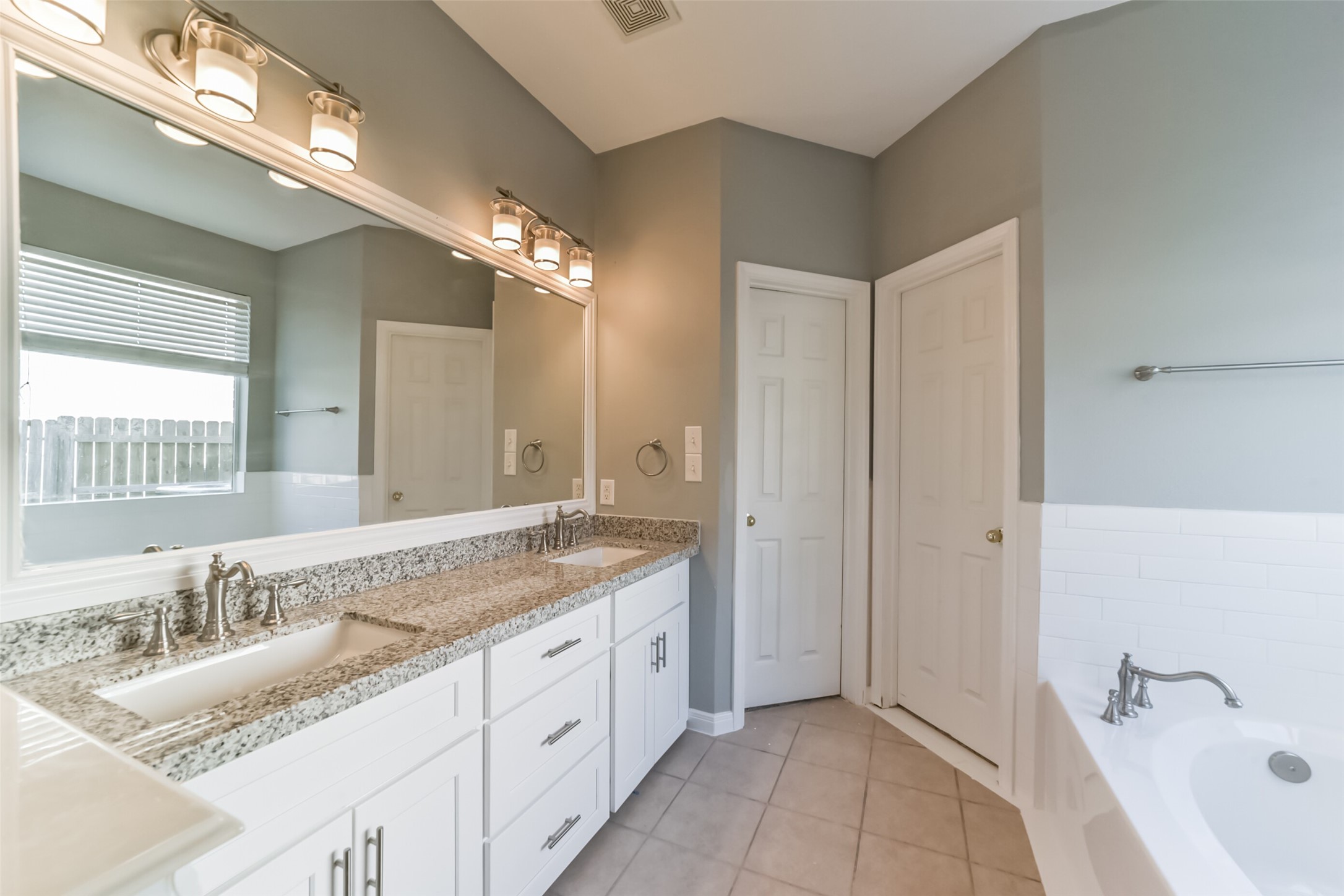 440 Mystic Trail Loop Property Photo 24