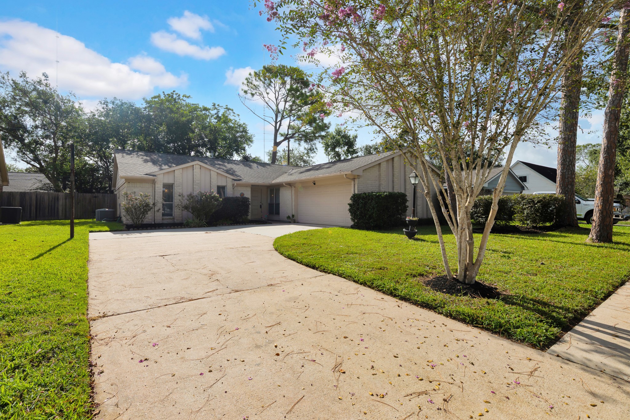 3203 Cherry Creek Drive Property Photo 1