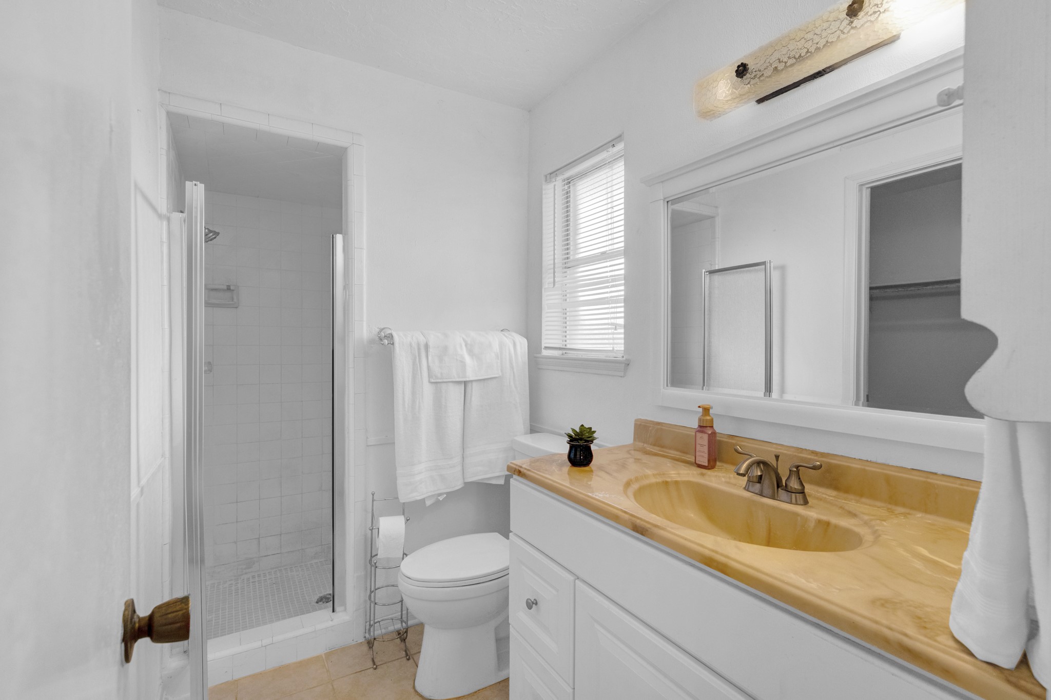 3203 Cherry Creek Drive Property Photo 7