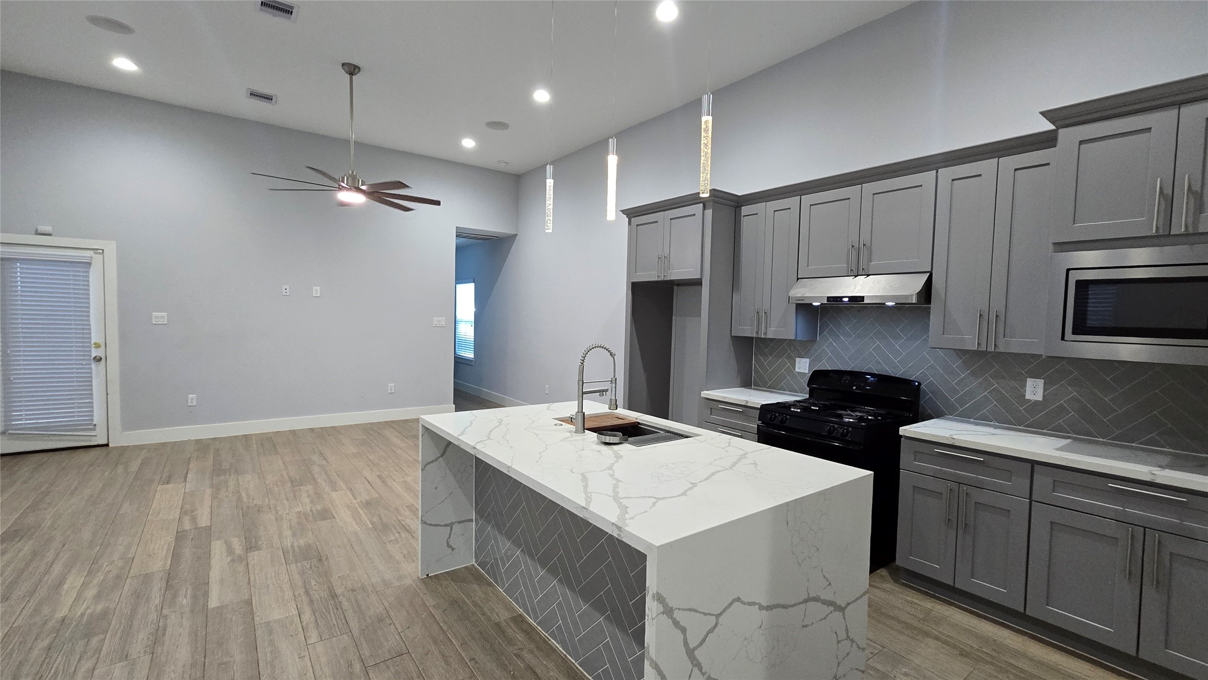 10017 Morocco Road