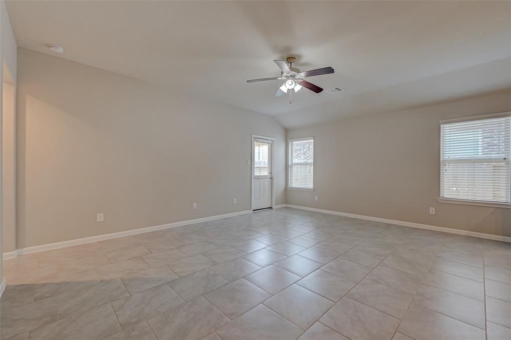 2206 Mirror Ridge Court Property Photo 10