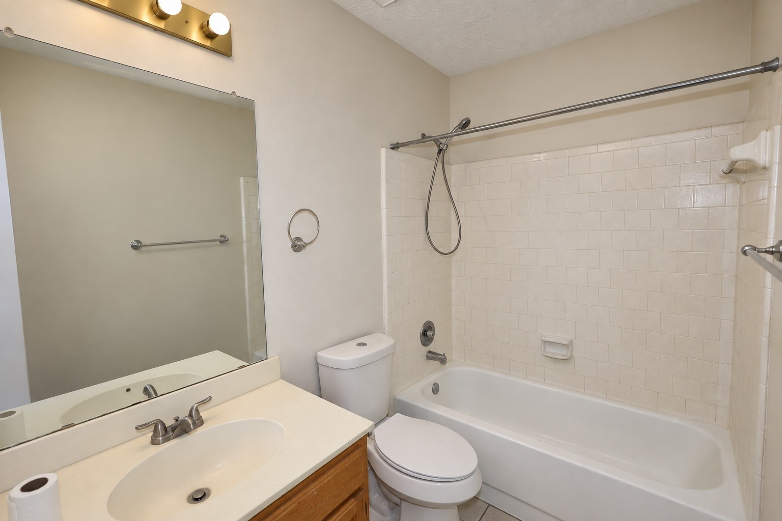 2911 Silent Drive Property Photo 11
