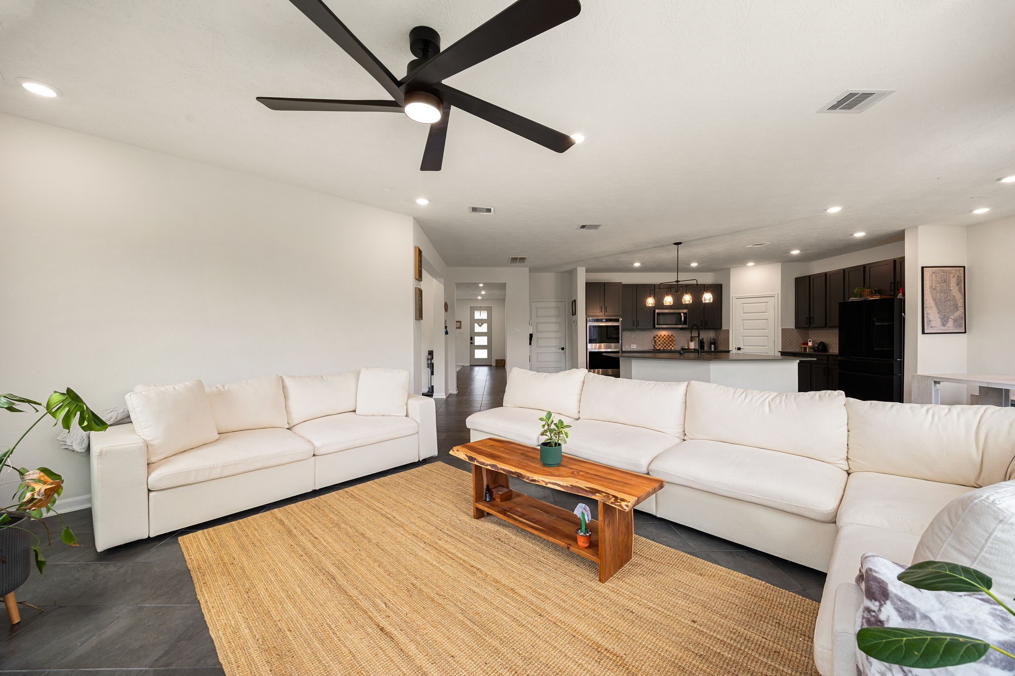 10726 Hidden Arrow Court Property Photo 7