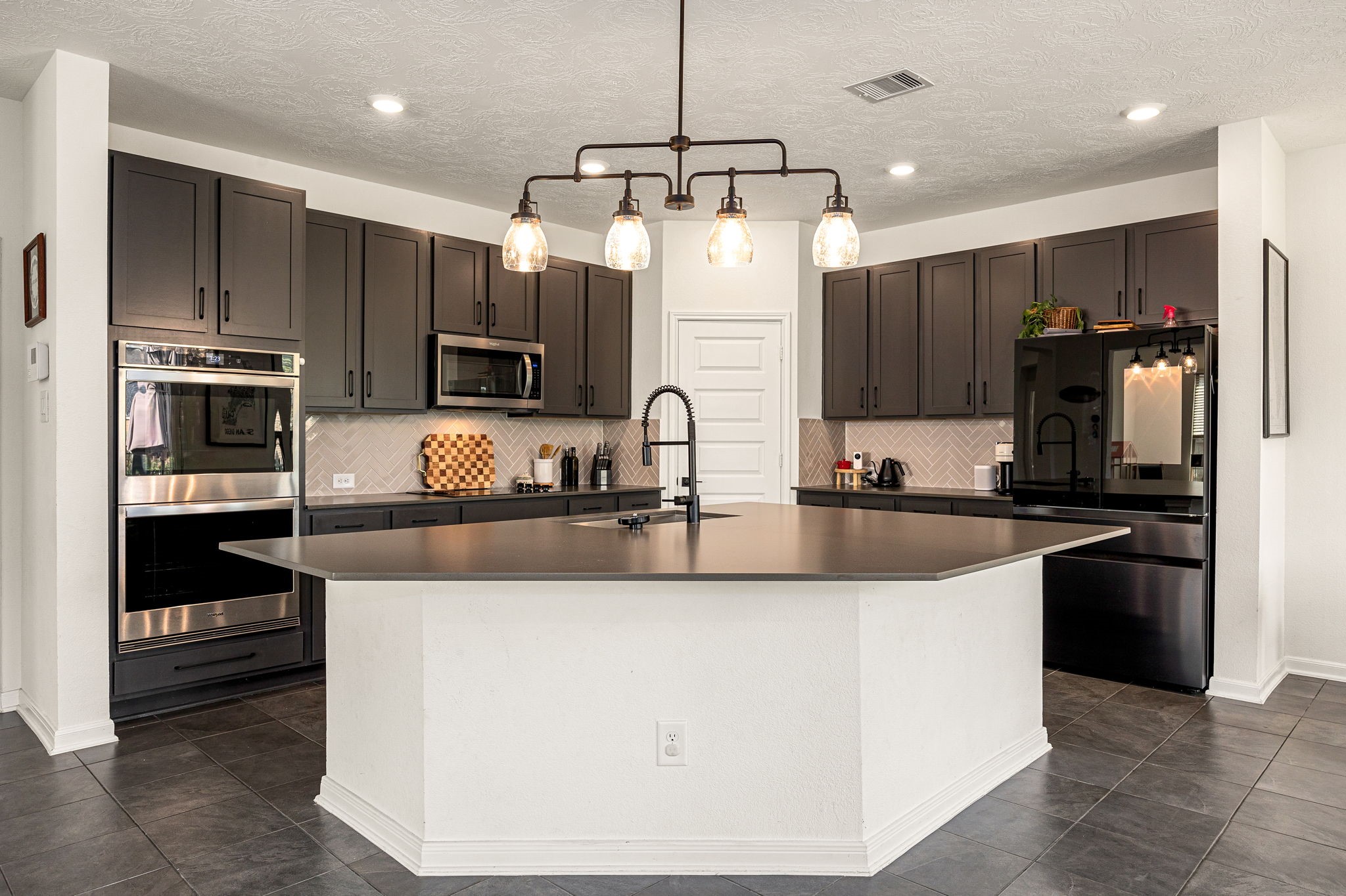 10726 Hidden Arrow Court Property Photo 8