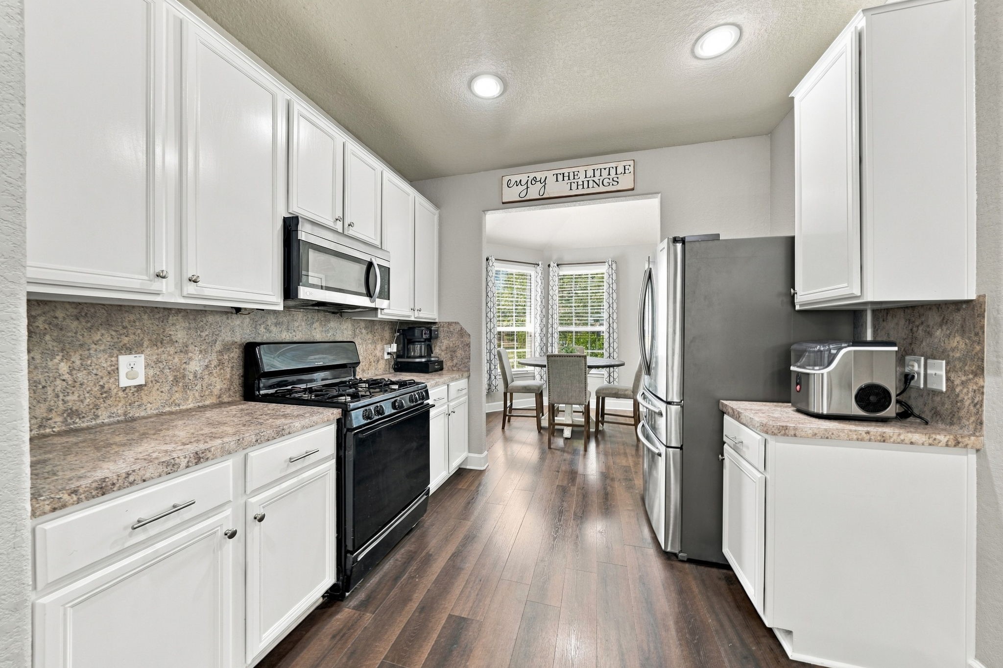 3406 Coopers Ridge Way Property Photo 3