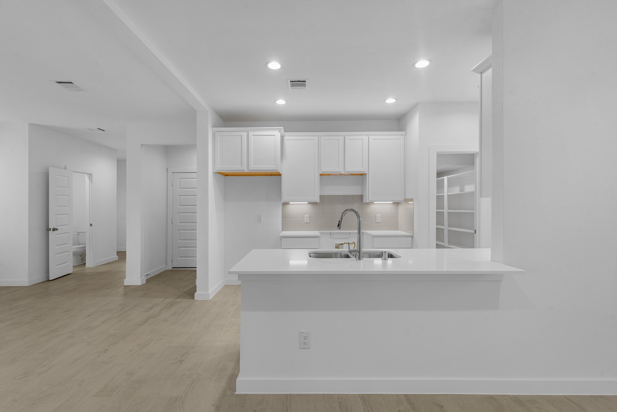 6411 Old Cypress Landing Lane Property Photo 2