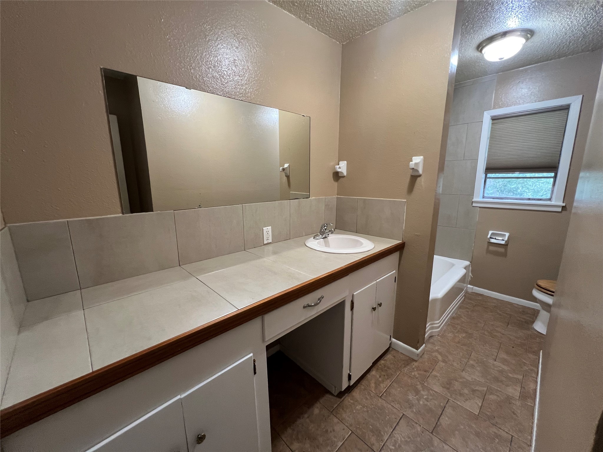 1026 Meyer Street Property Photo 9