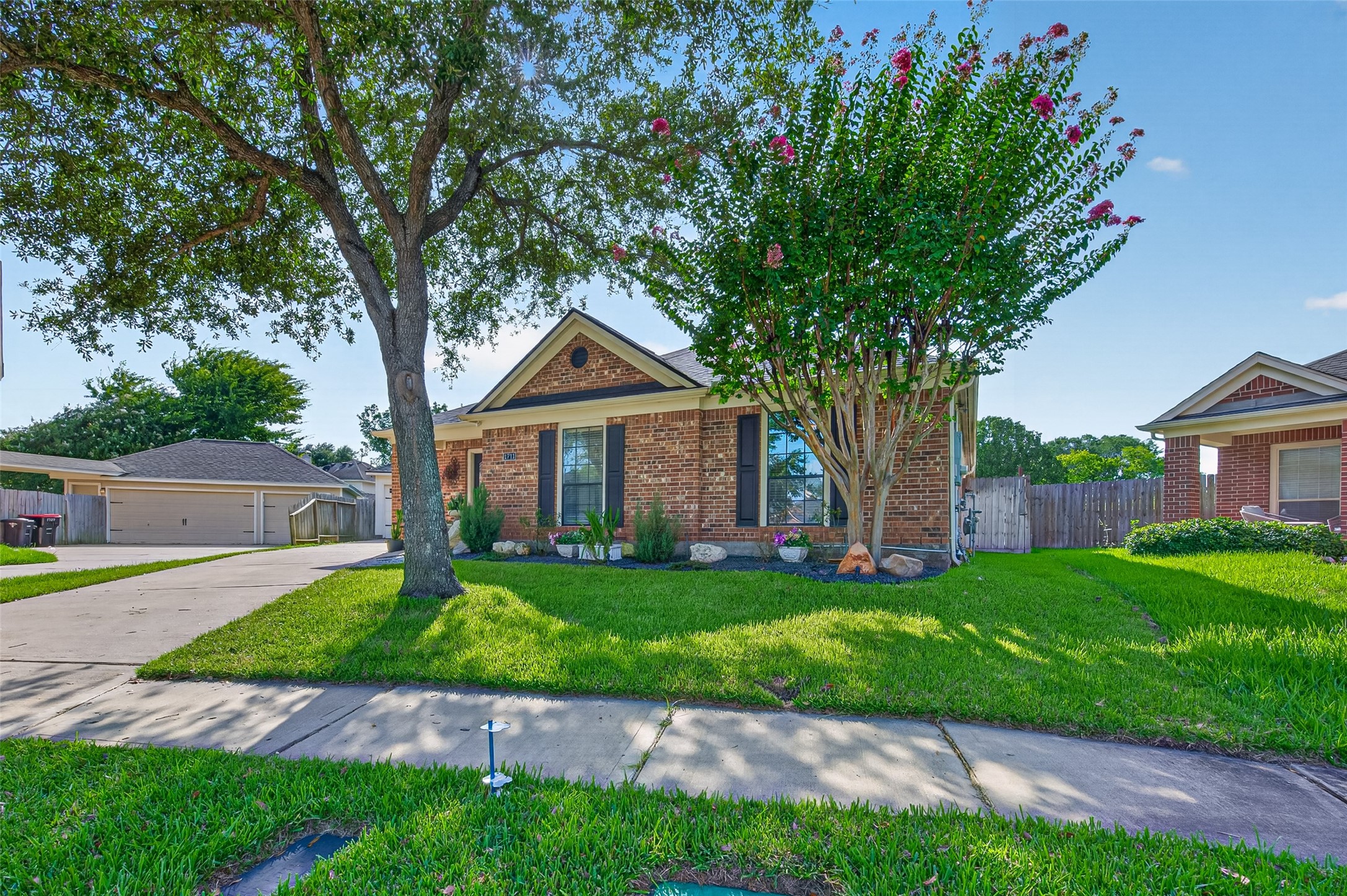 1711 Red Lake Court Property Photo 7