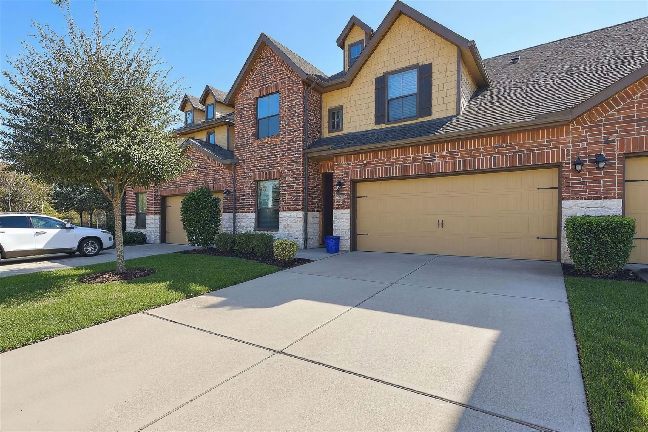 12432 Tyler Springs Lane Property Photo 2