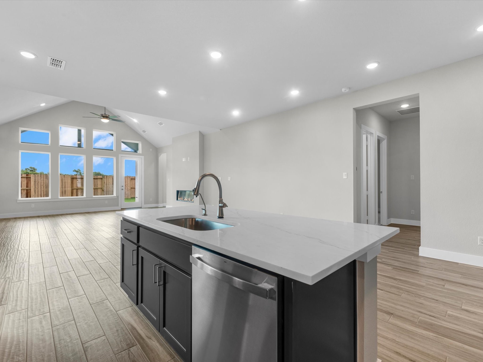 32139 Sky Branch Drive Property Photo 4
