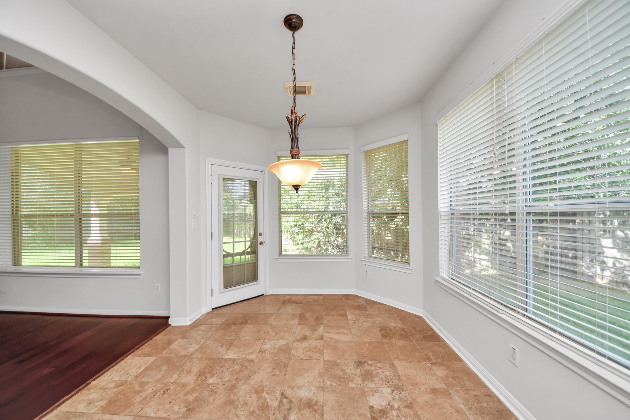 610 Ashley Cove Court Property Photo 12