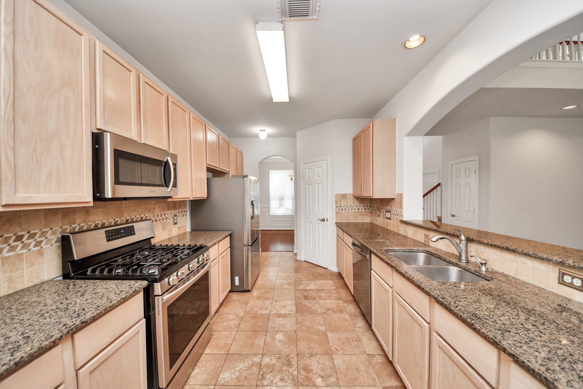 610 Ashley Cove Court Property Photo 13