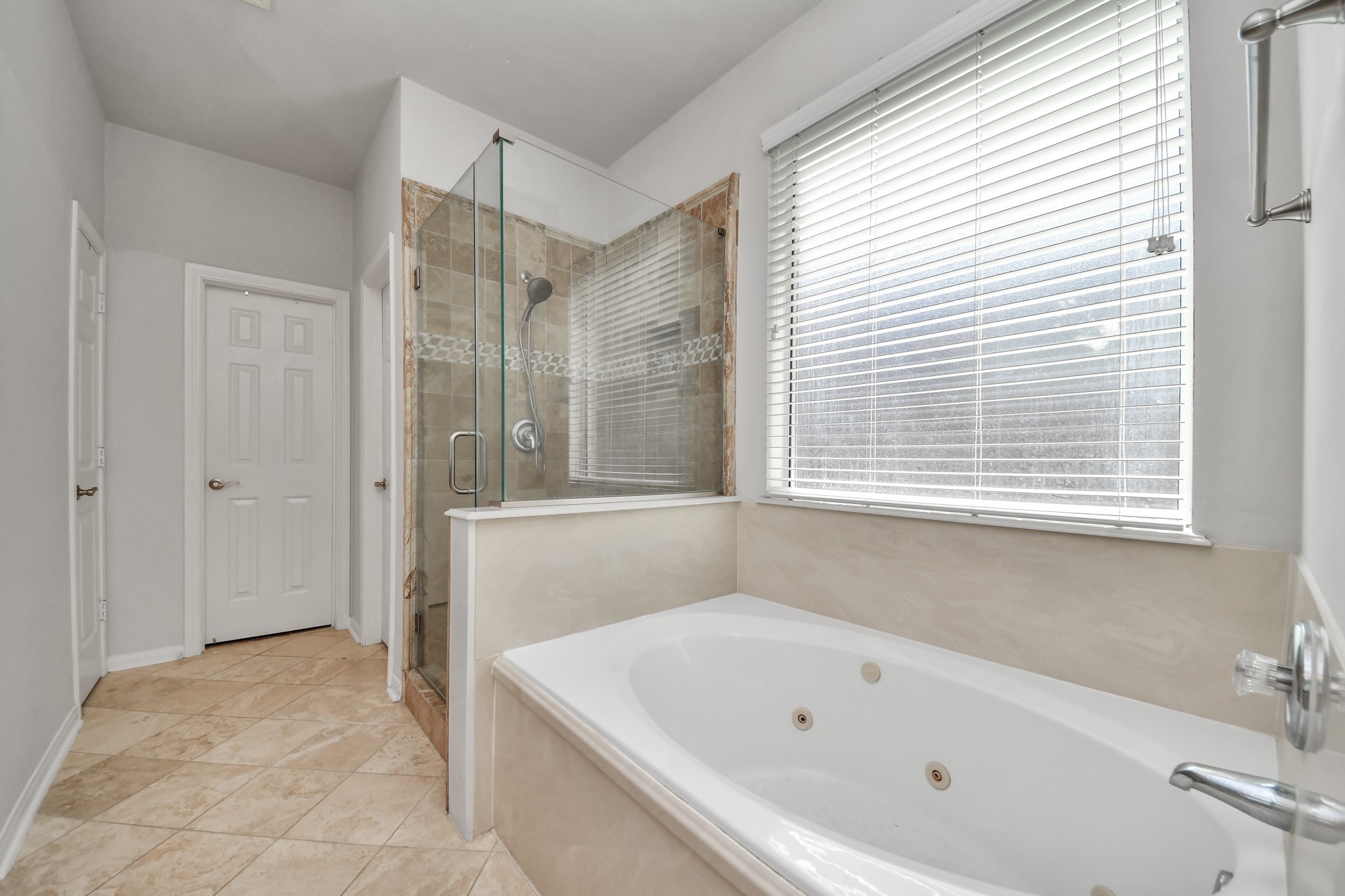 610 Ashley Cove Court Property Photo 21