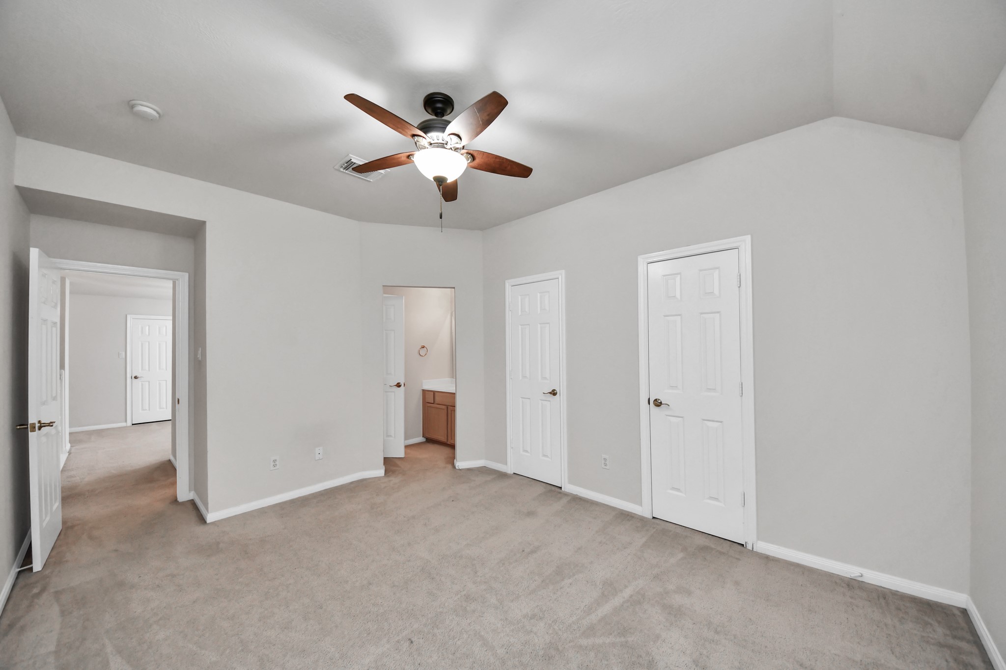 610 Ashley Cove Court Property Photo 29