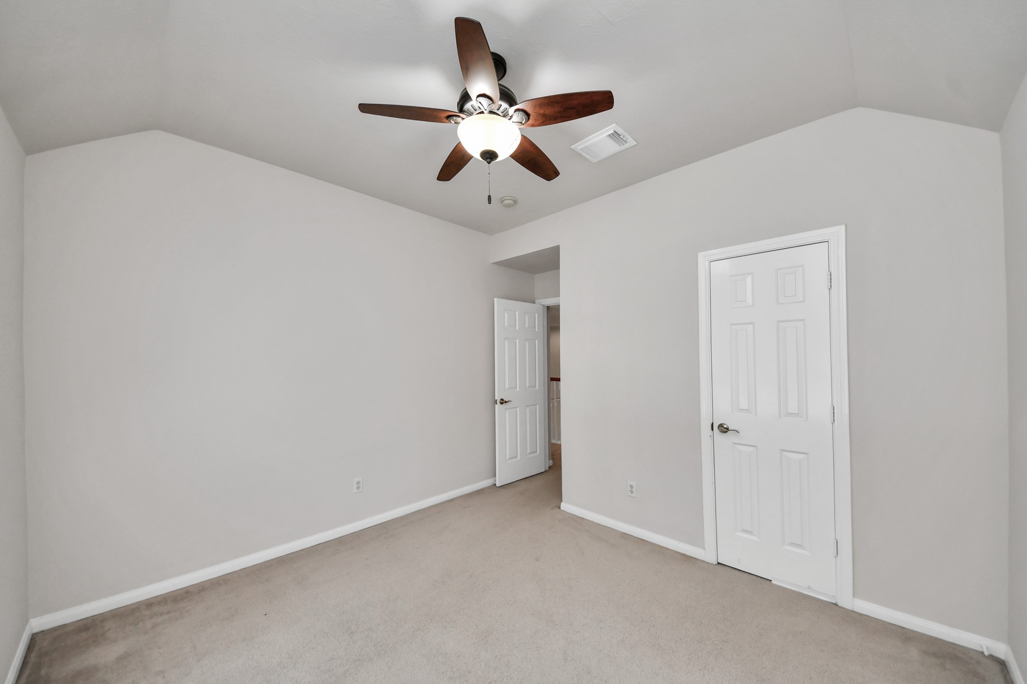 610 Ashley Cove Court Property Photo 31