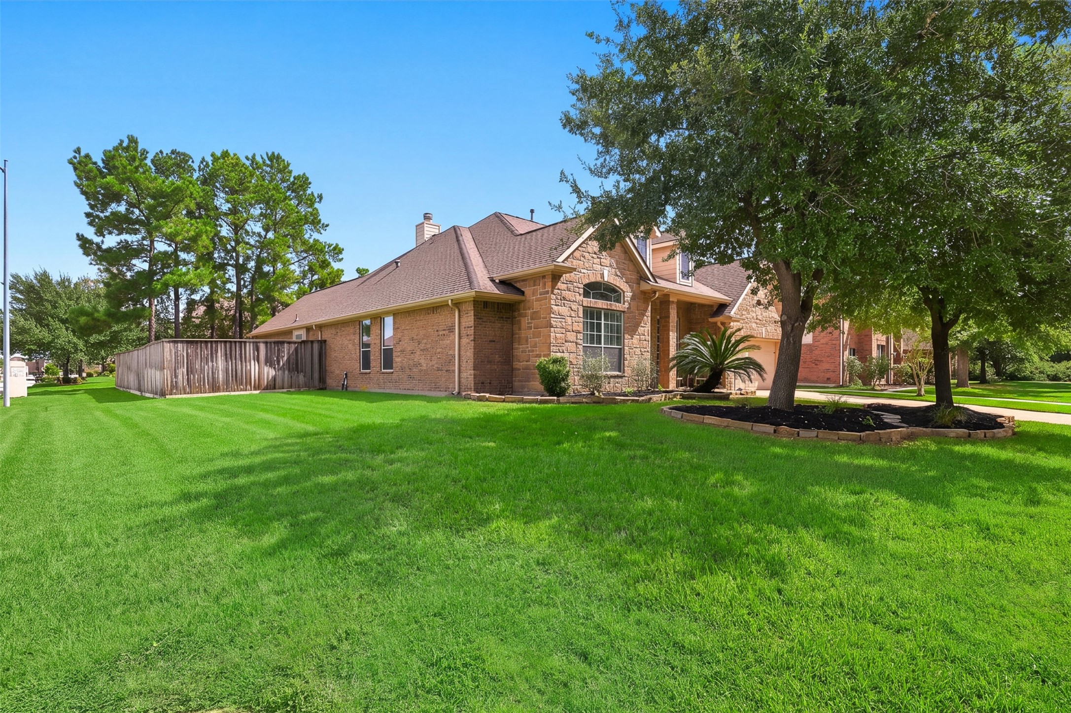 6522 Pine Reserve Drive Property Photo 6