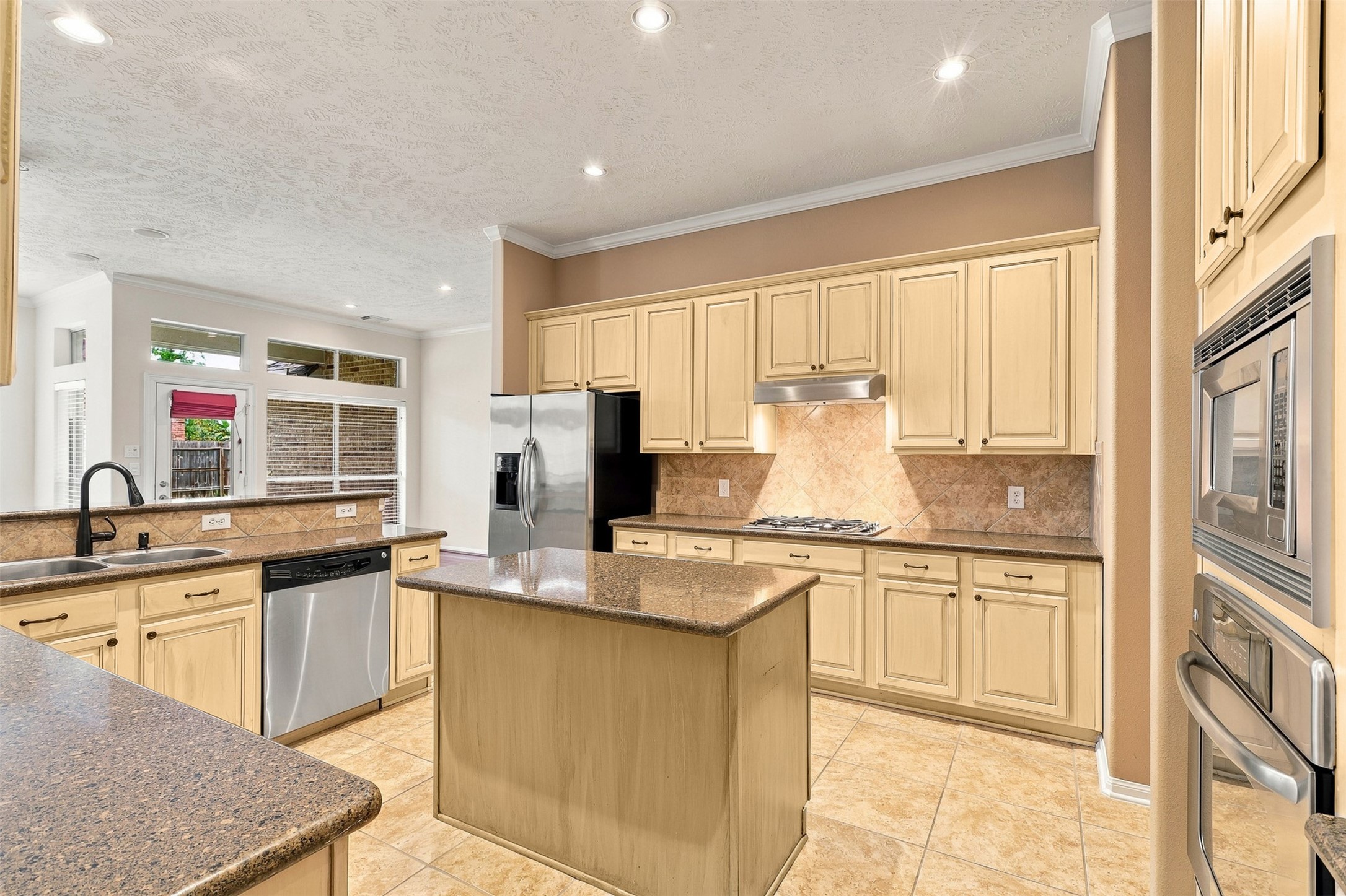 6522 Pine Reserve Drive Property Photo 15