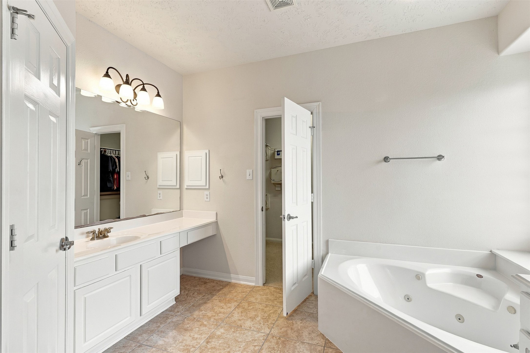 6522 Pine Reserve Drive Property Photo 24