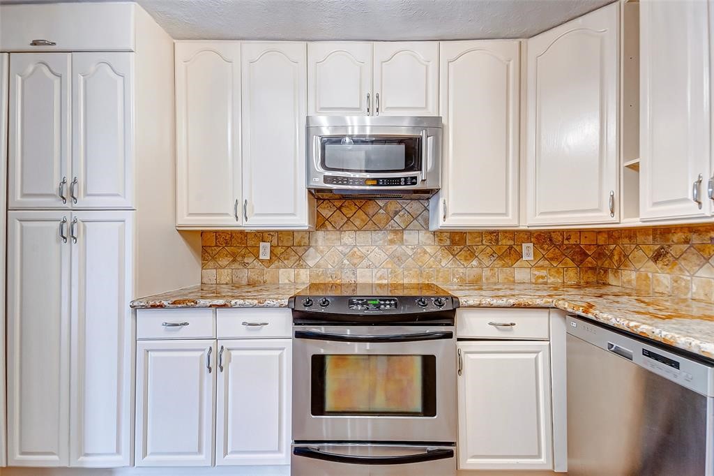 10716 Briar Forest Drive 30 Property Photo 12