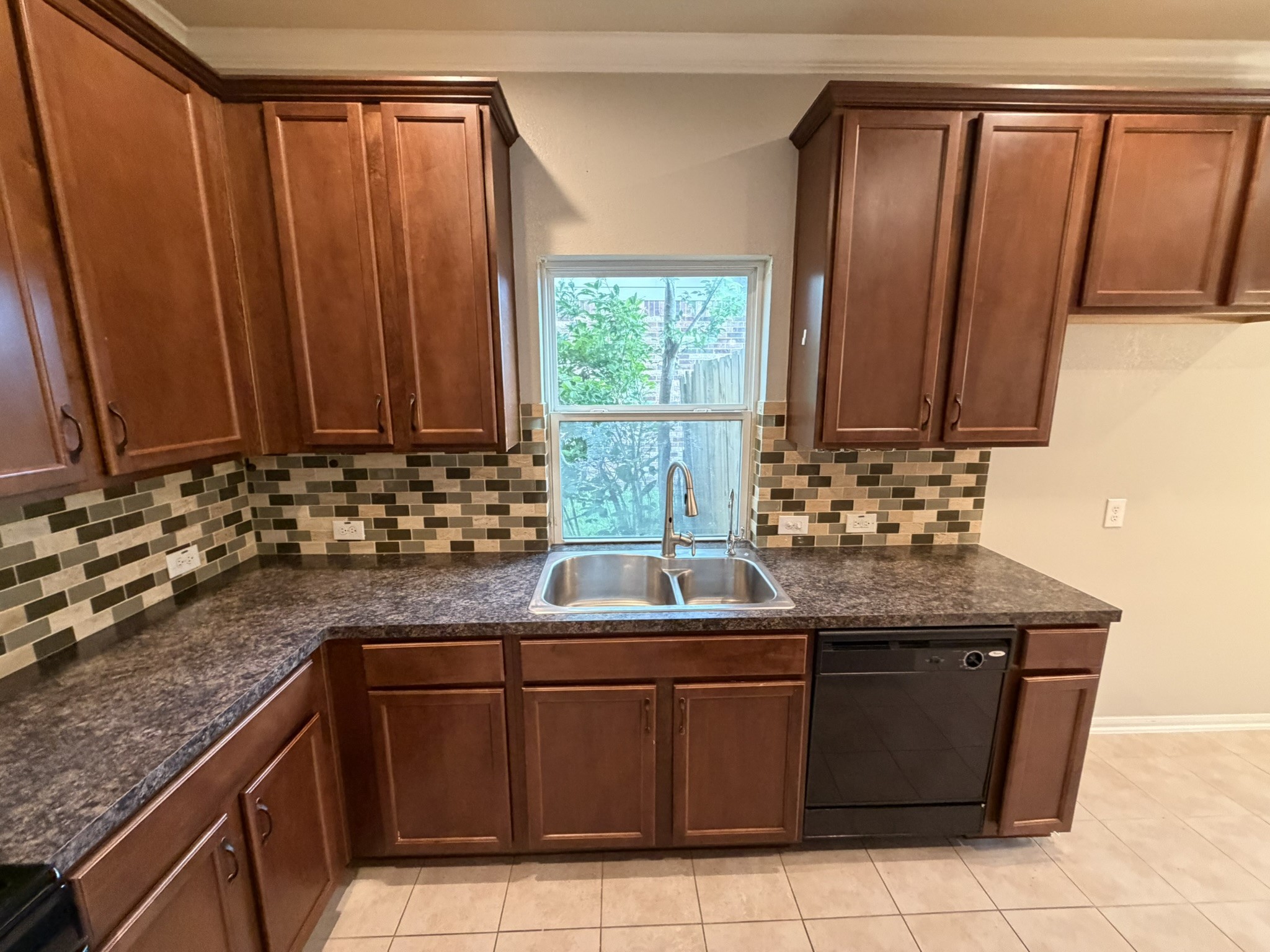 1310 Ainsley Way Drive Property Photo 14