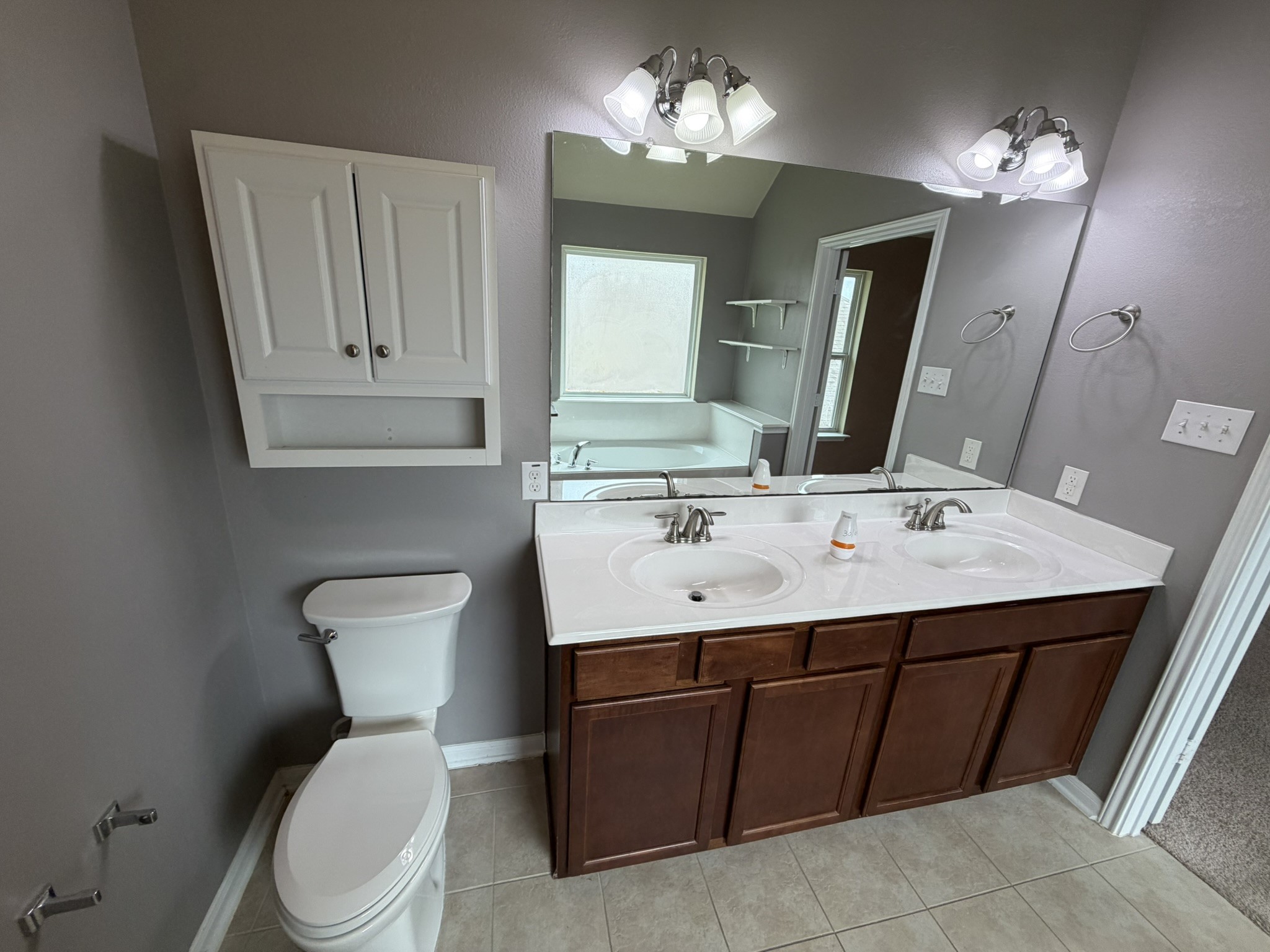 1310 Ainsley Way Drive Property Photo 23
