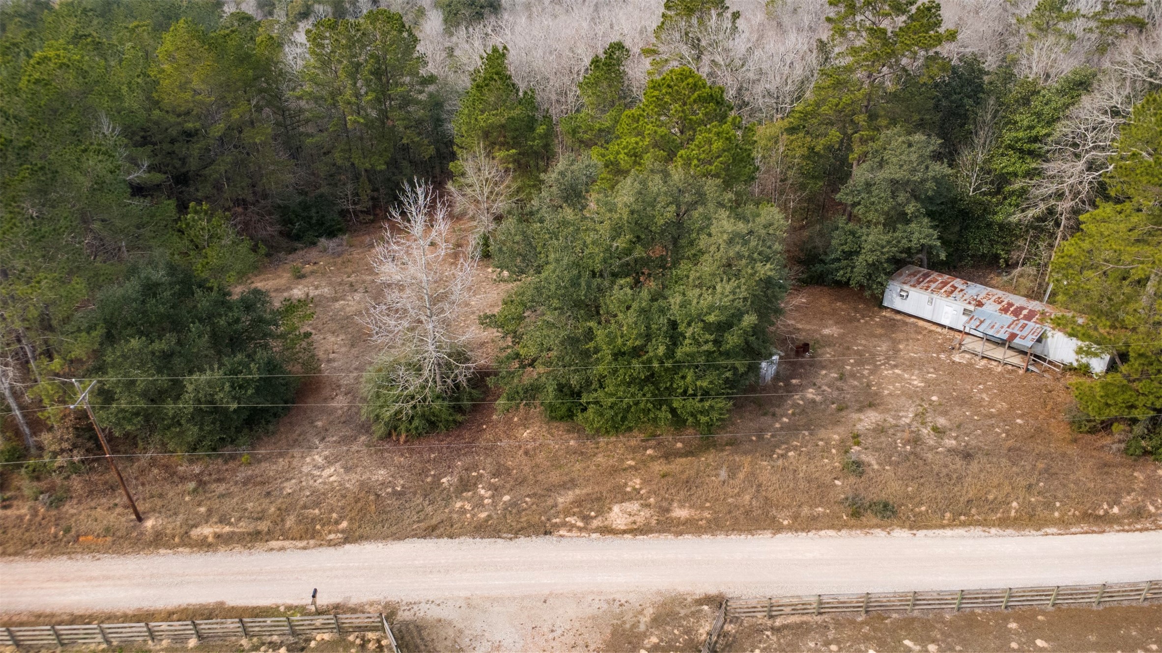 2511 County Road 4280 Property Photo 5