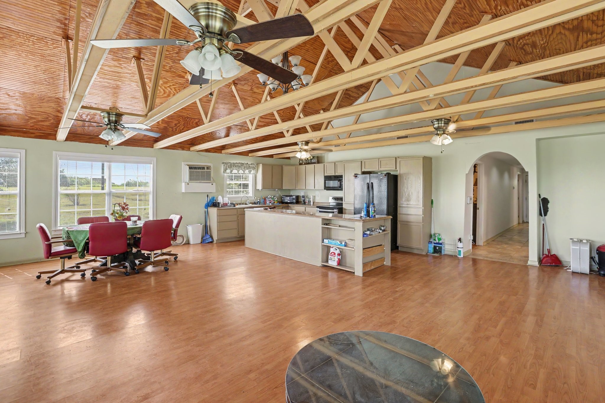 7740 N Us Highway 77 Property Photo 9