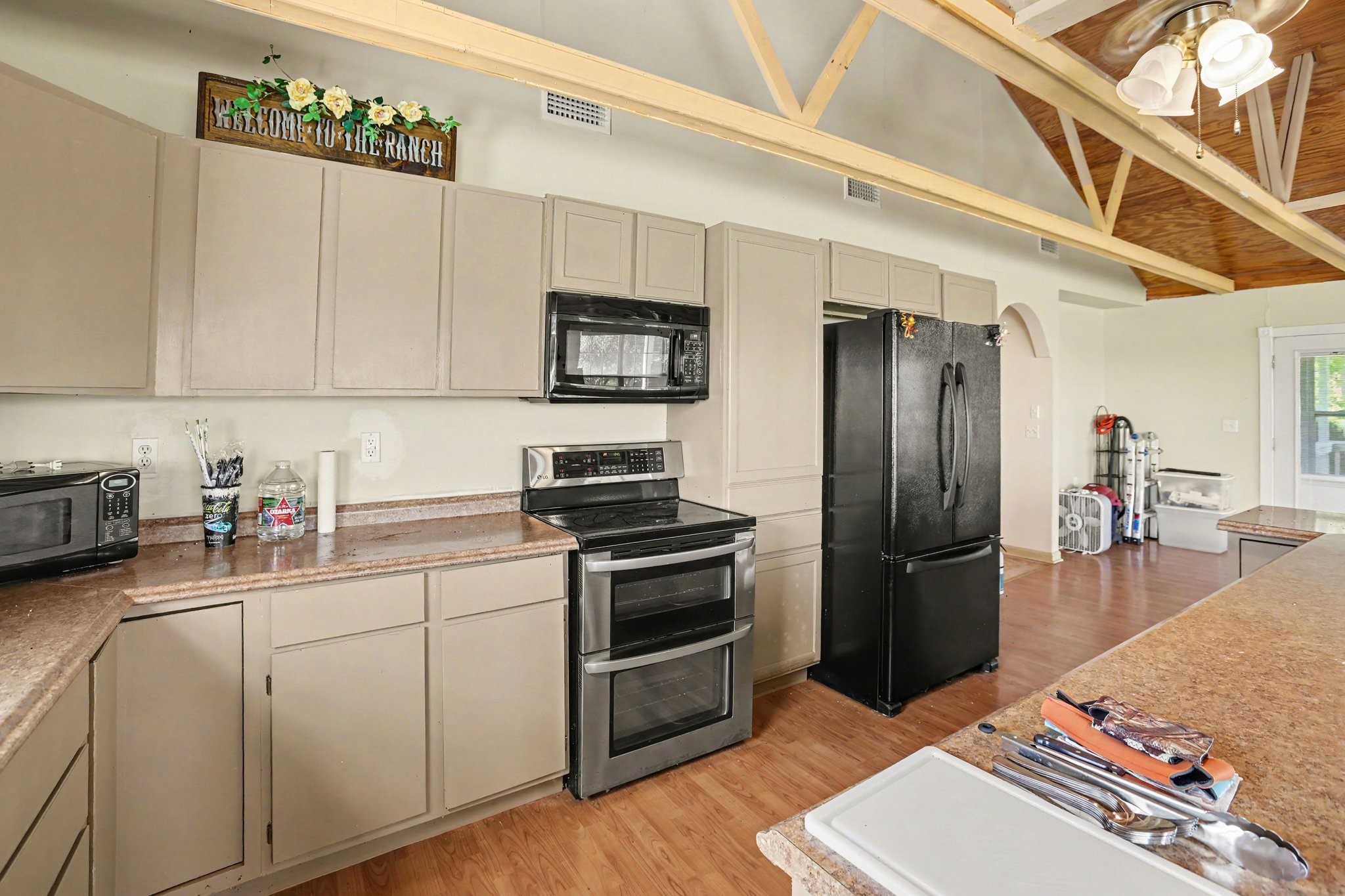 7740 N Us Highway 77 Property Photo 14