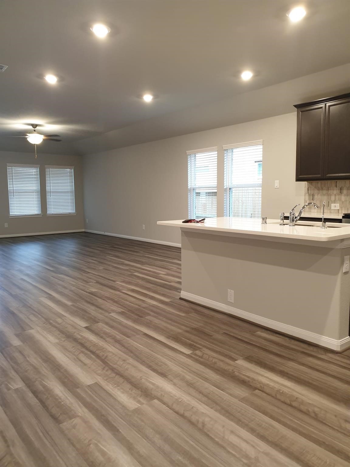 511 Ellwood Terrace Lane Property Photo 4