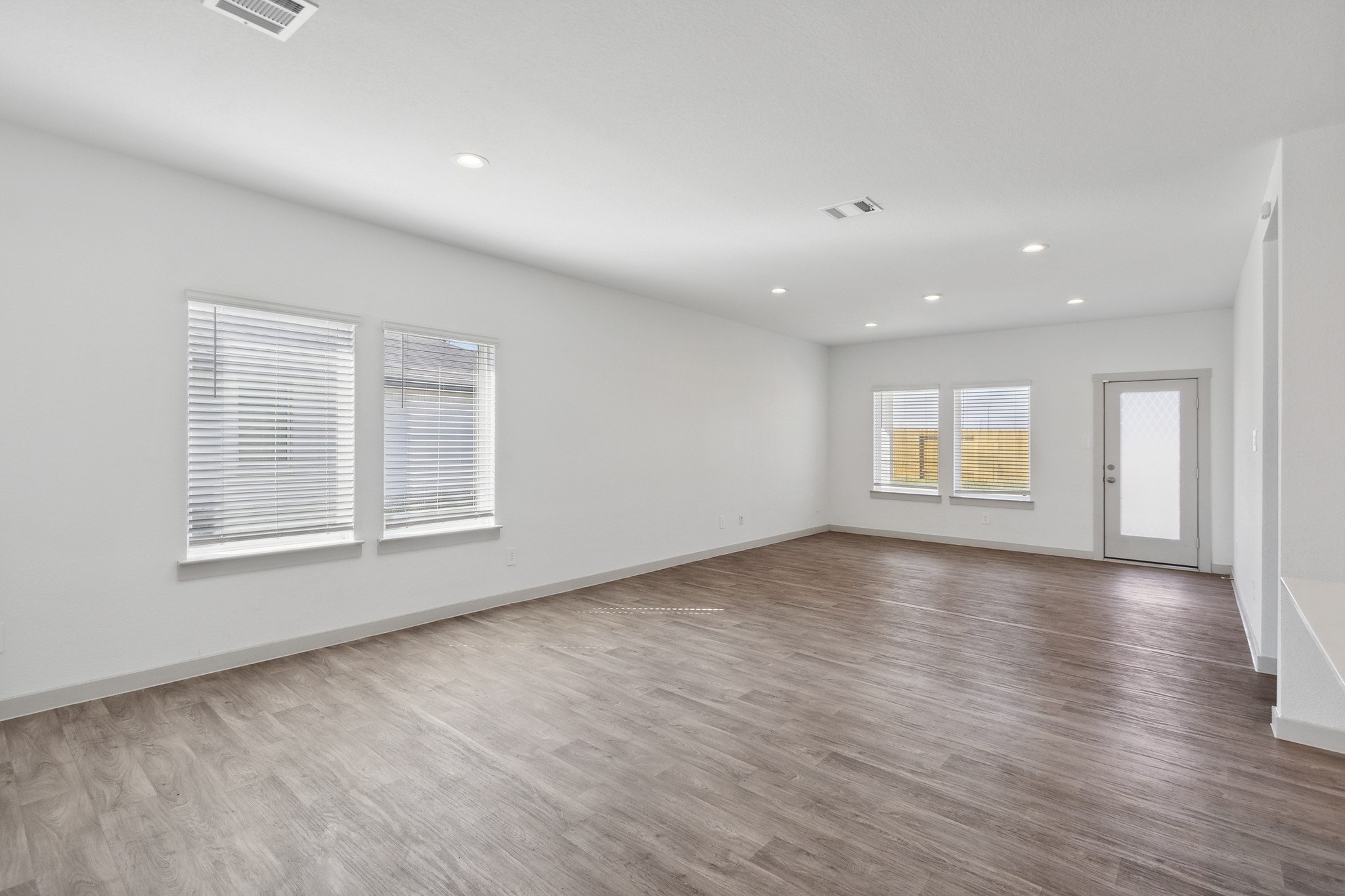 14415 Sweet Water Drive Property Photo 6