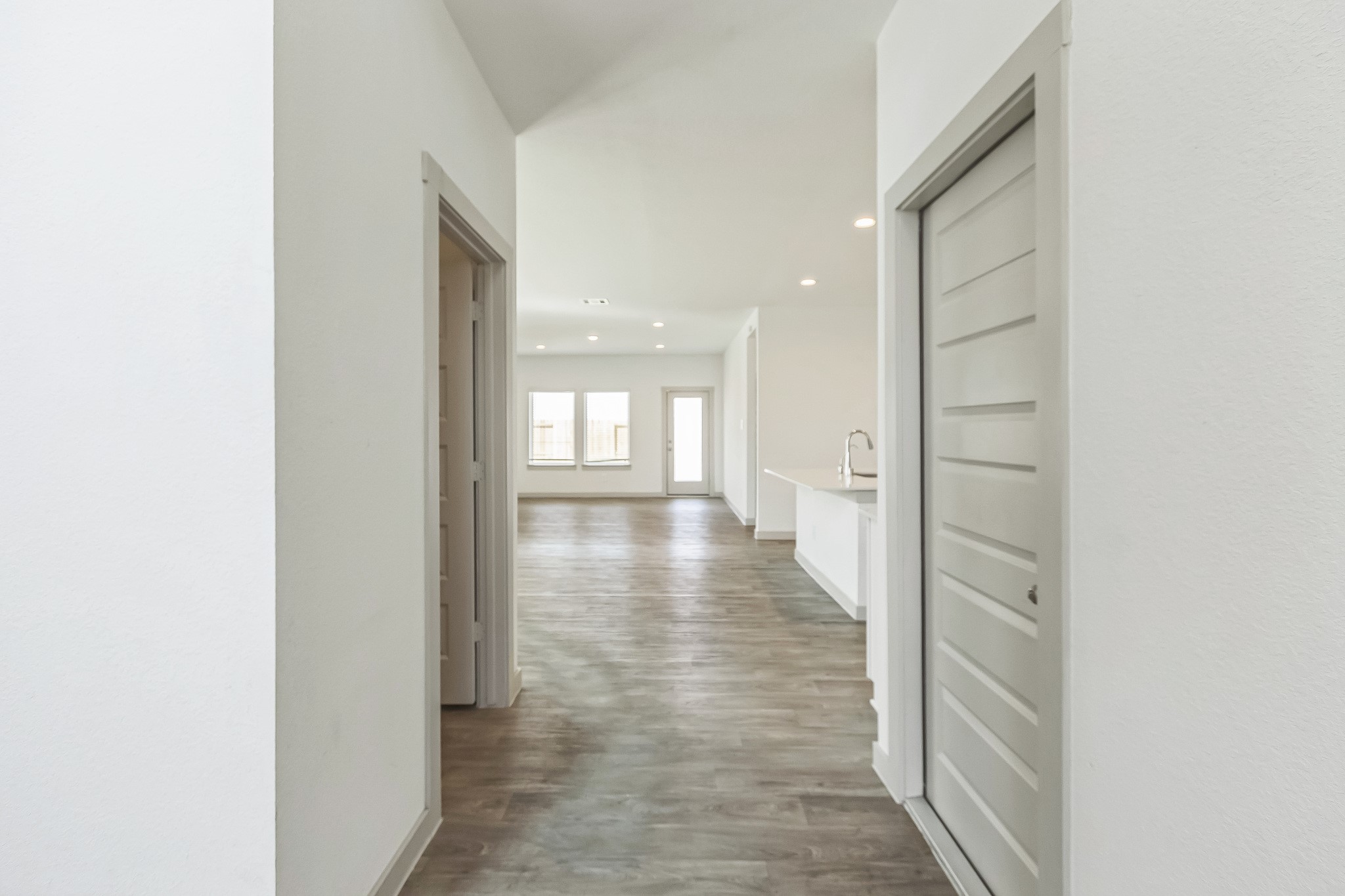 14415 Sweet Water Drive Property Photo 7
