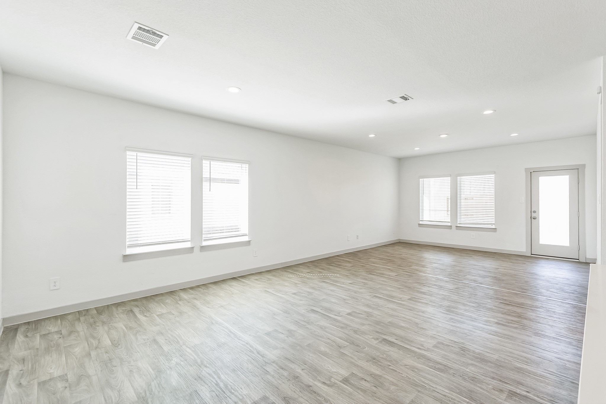 14415 Sweet Water Drive Property Photo 8