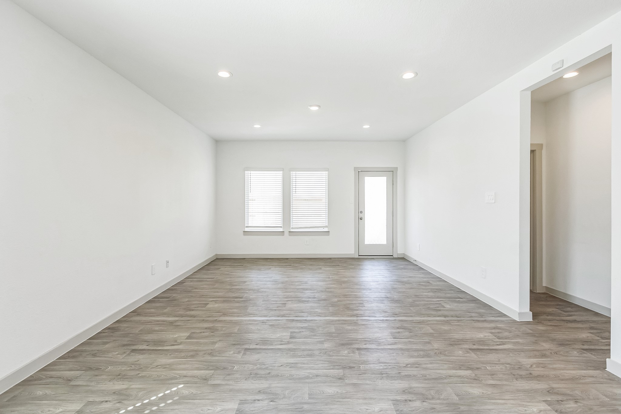 14415 Sweet Water Drive Property Photo 10