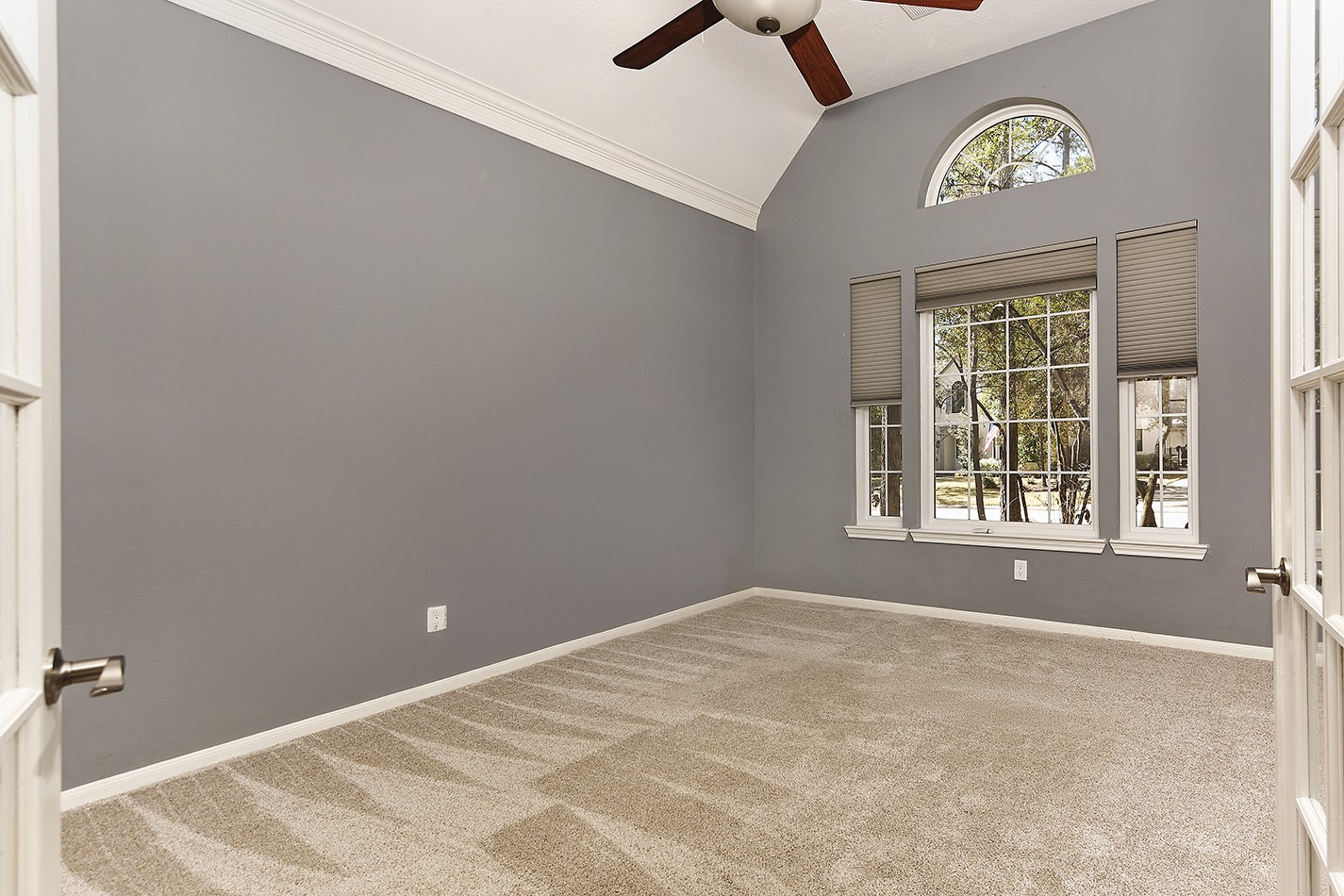 6 Thornbush Place Property Photo 5
