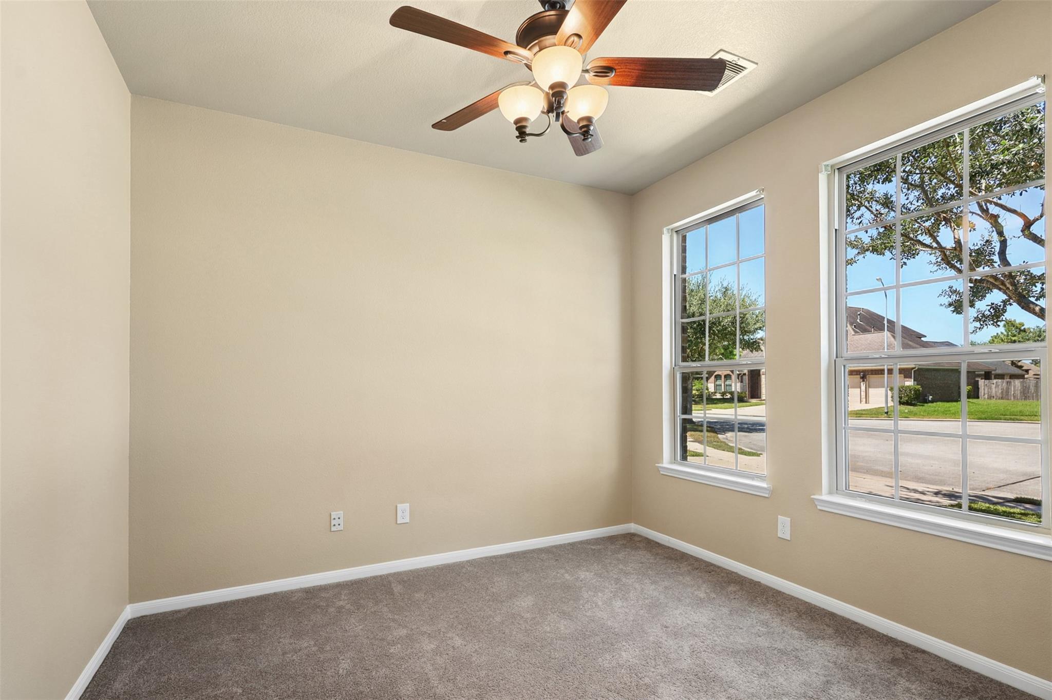 9726 Bonham Lakes Lane, Humble Tx 77396 Property Photo 10