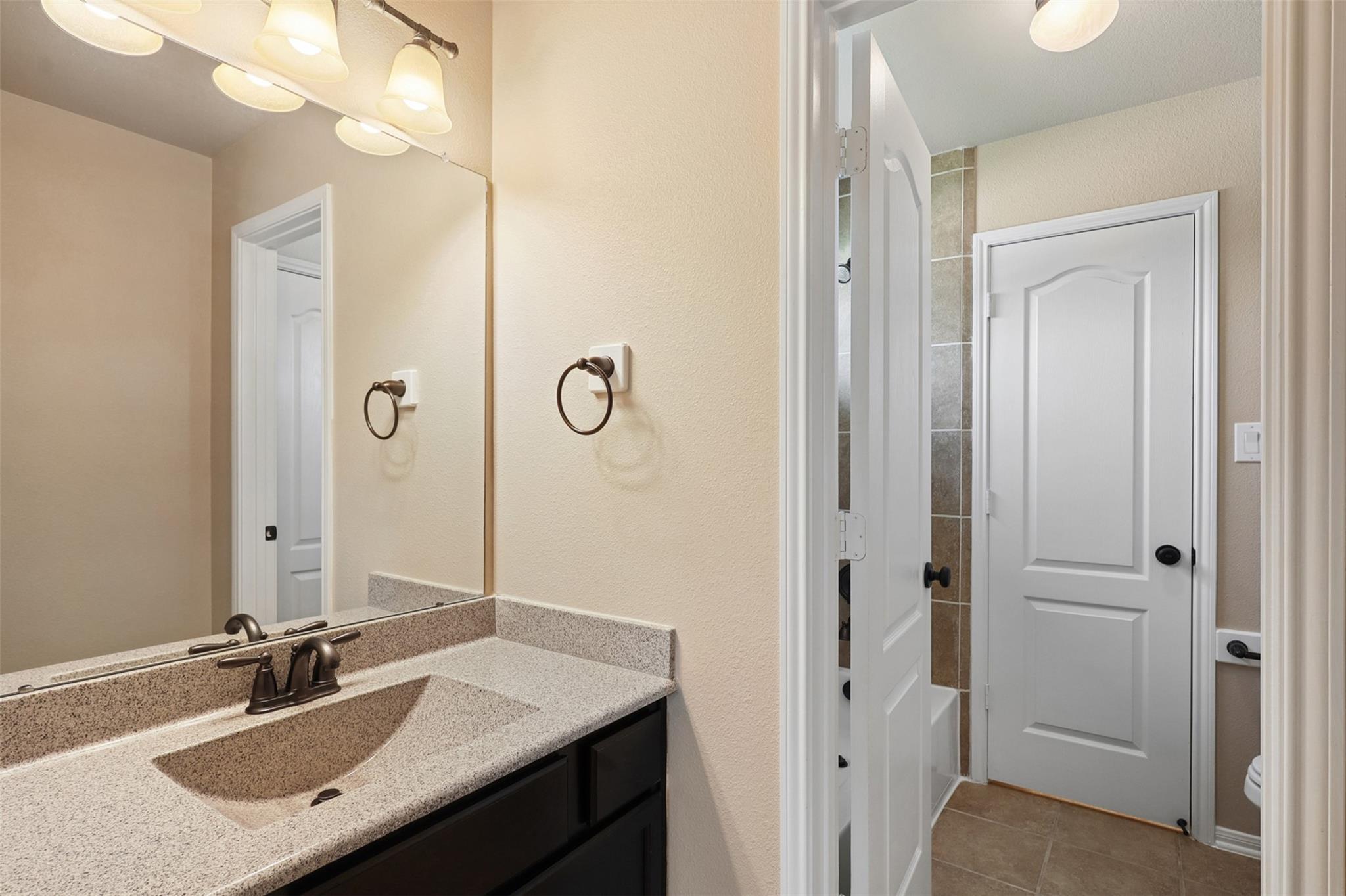 9726 Bonham Lakes Lane, Humble Tx 77396 Property Photo 35